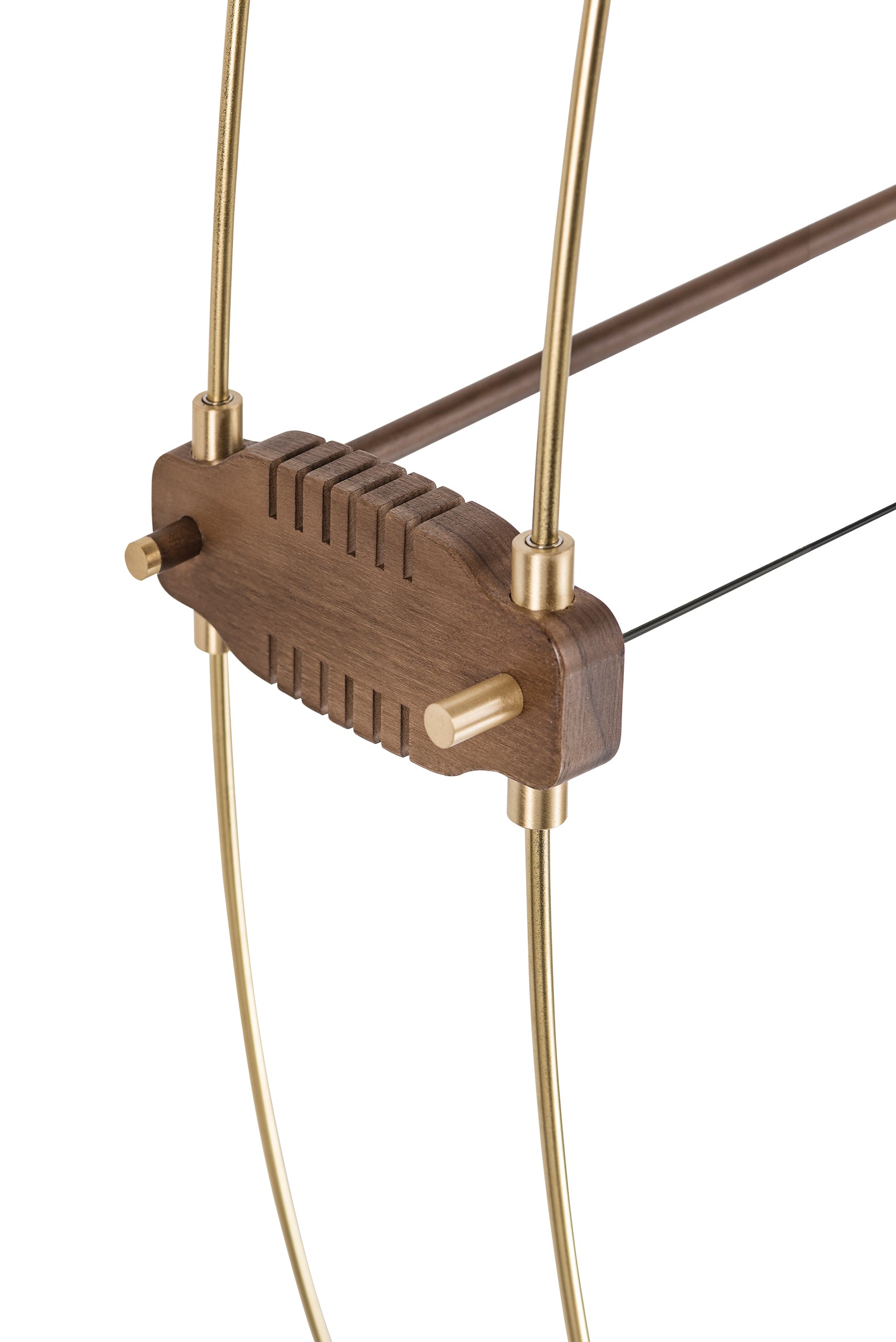 Wanduhr DELMORI PREMIUM aus Nussbaum mit Messing