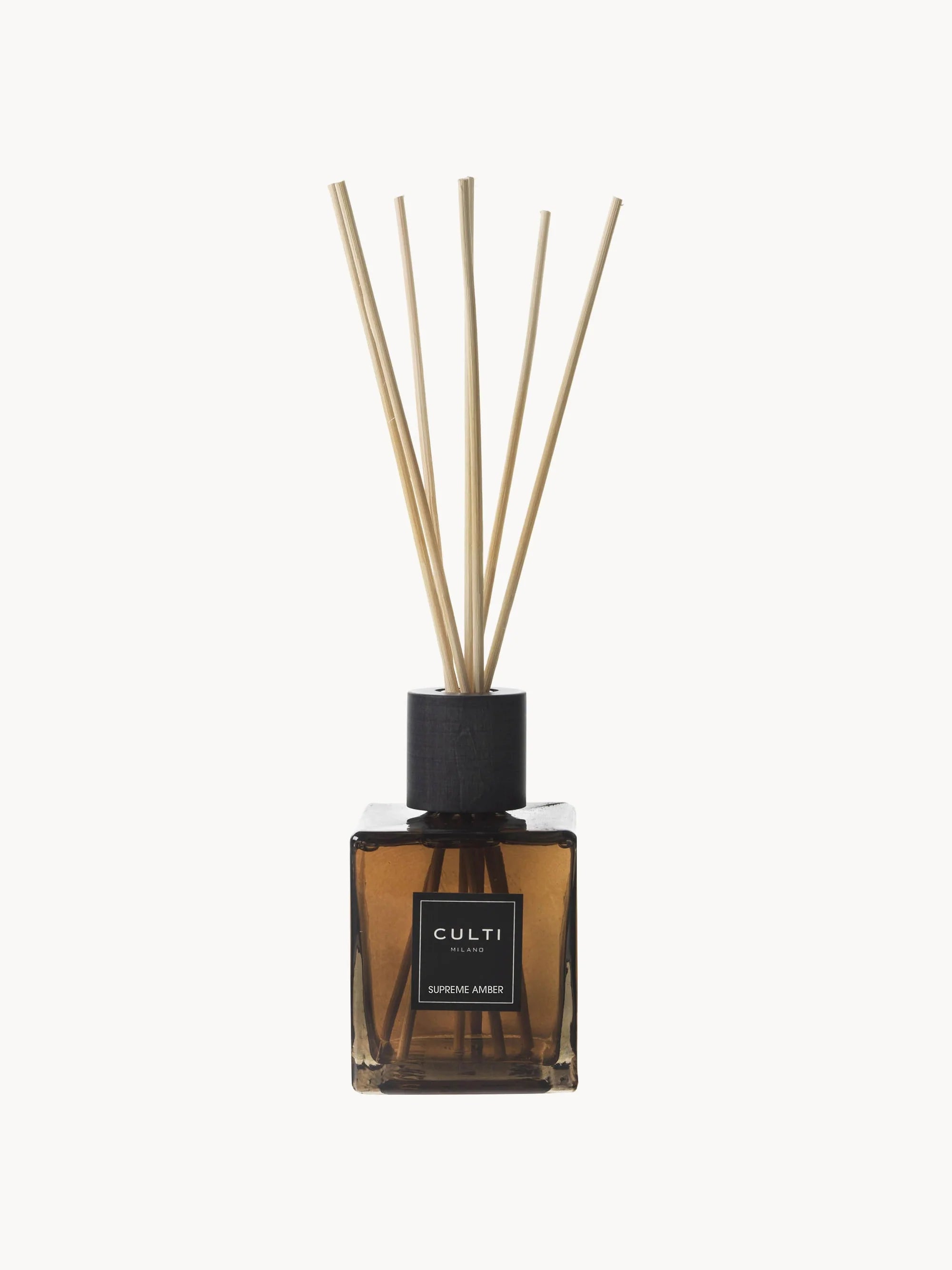 Duftdiffusor DECOR - SLASSIC SUPREME mit Noten von Weihrauch, Chinotto, schwarzer Vanille und Patchouli.
