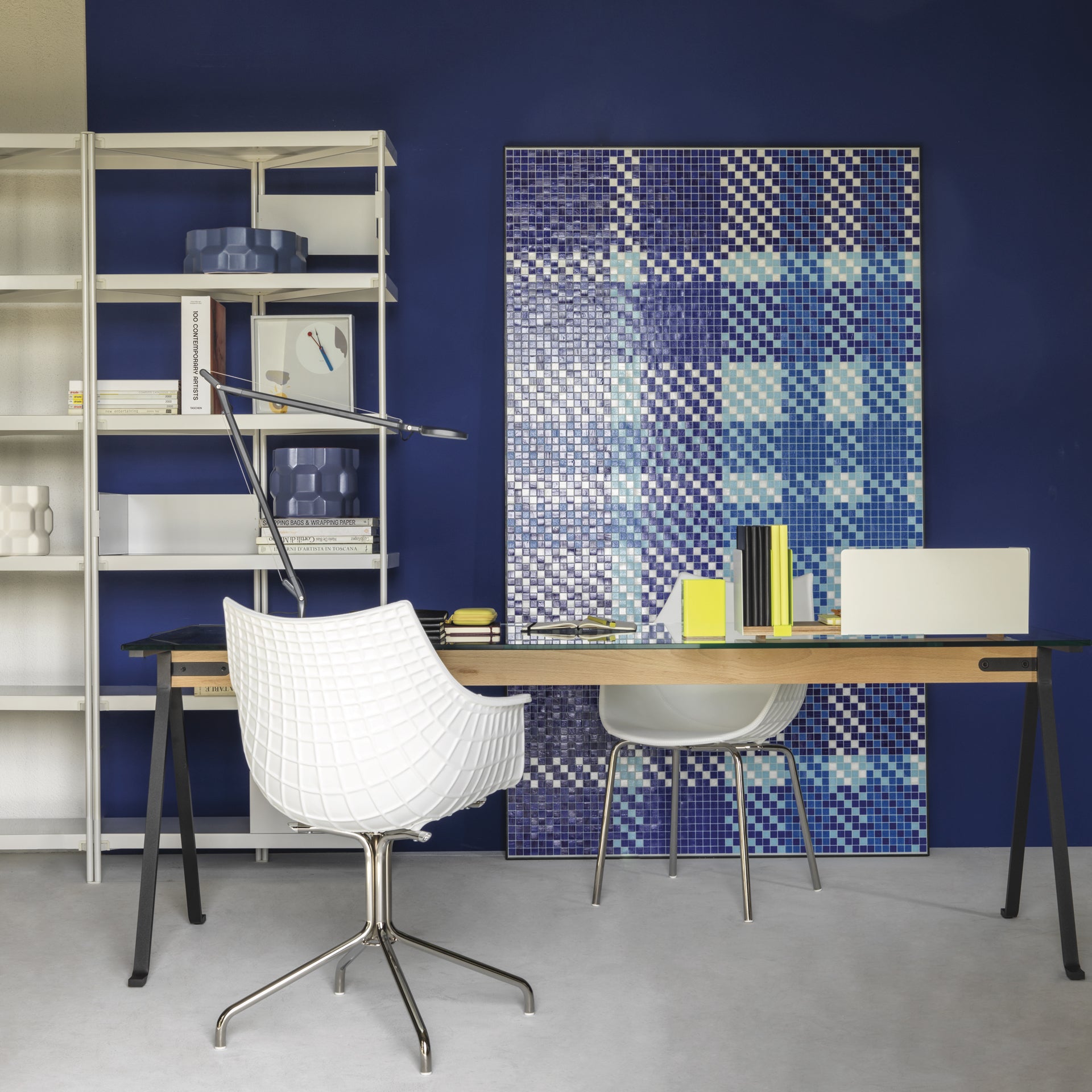 Stoel MERIDIANA transparant met zwarte basis