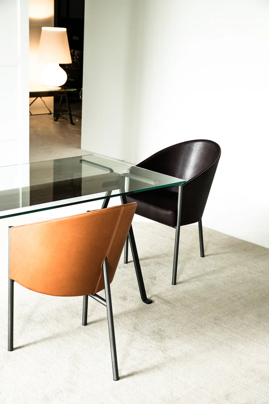 Costs chair black oak veneer with black leather