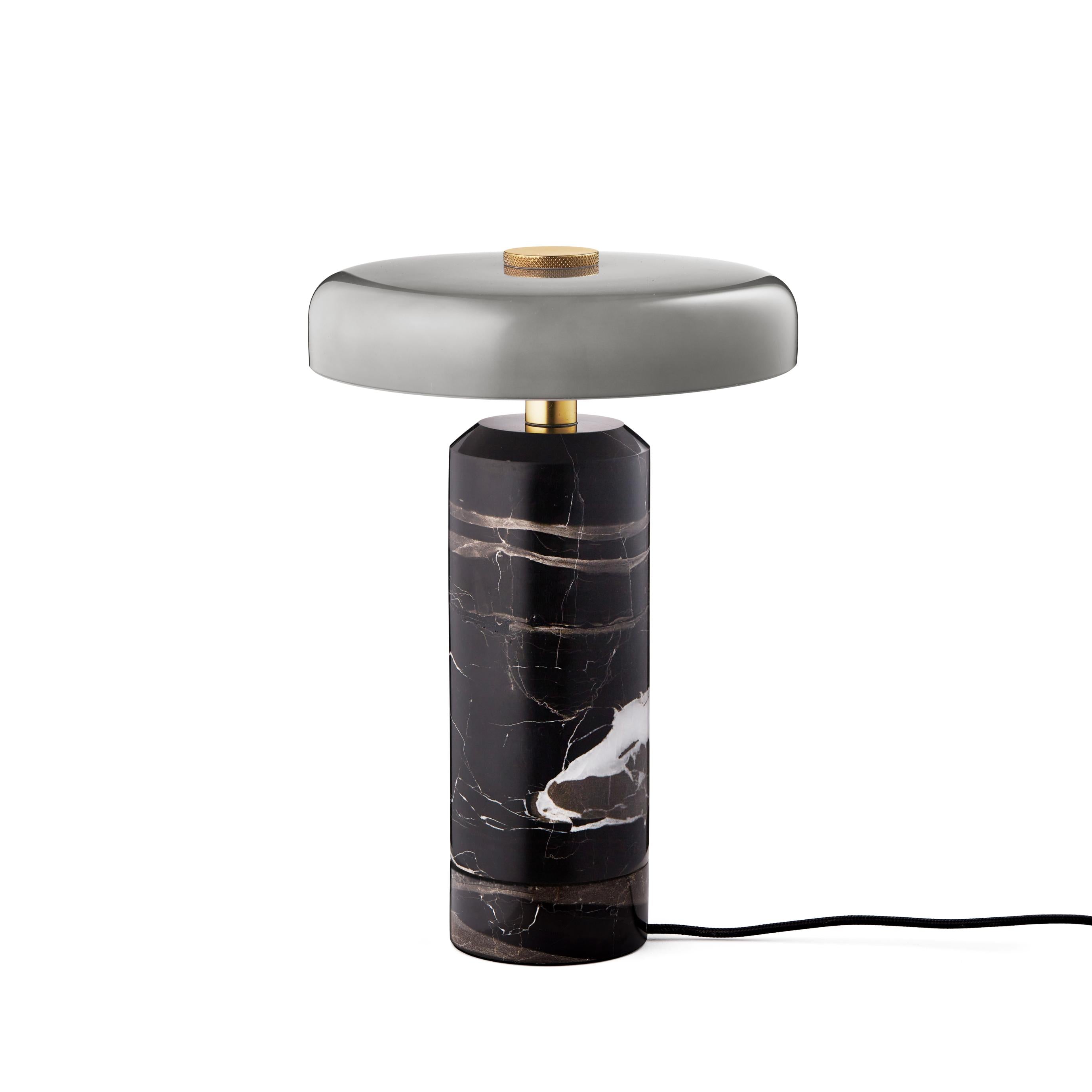 Tragbare Lampe TRIP grauer Marmor mit rauchigem Glas