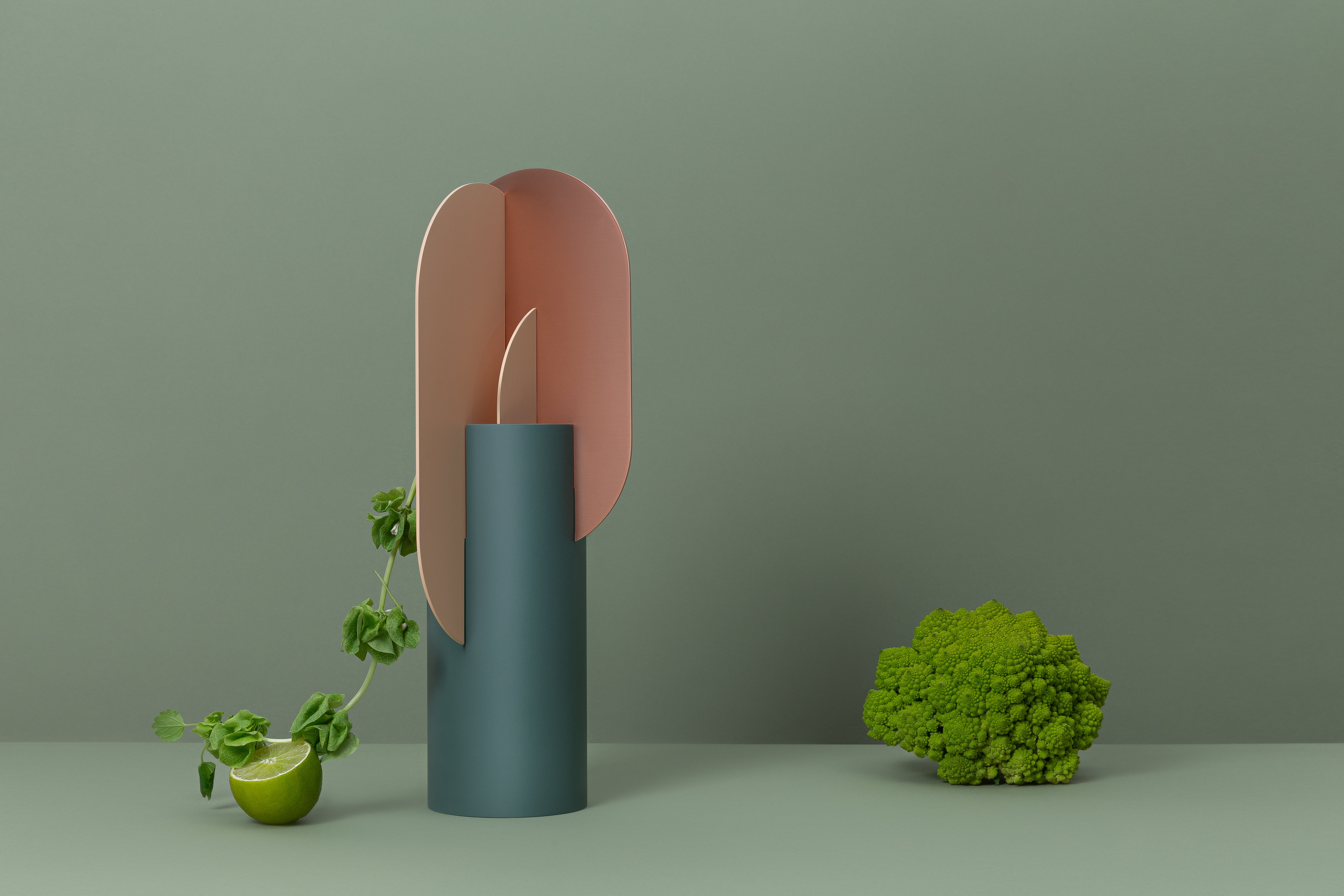 EKSTER vase in green with powder pink and copper