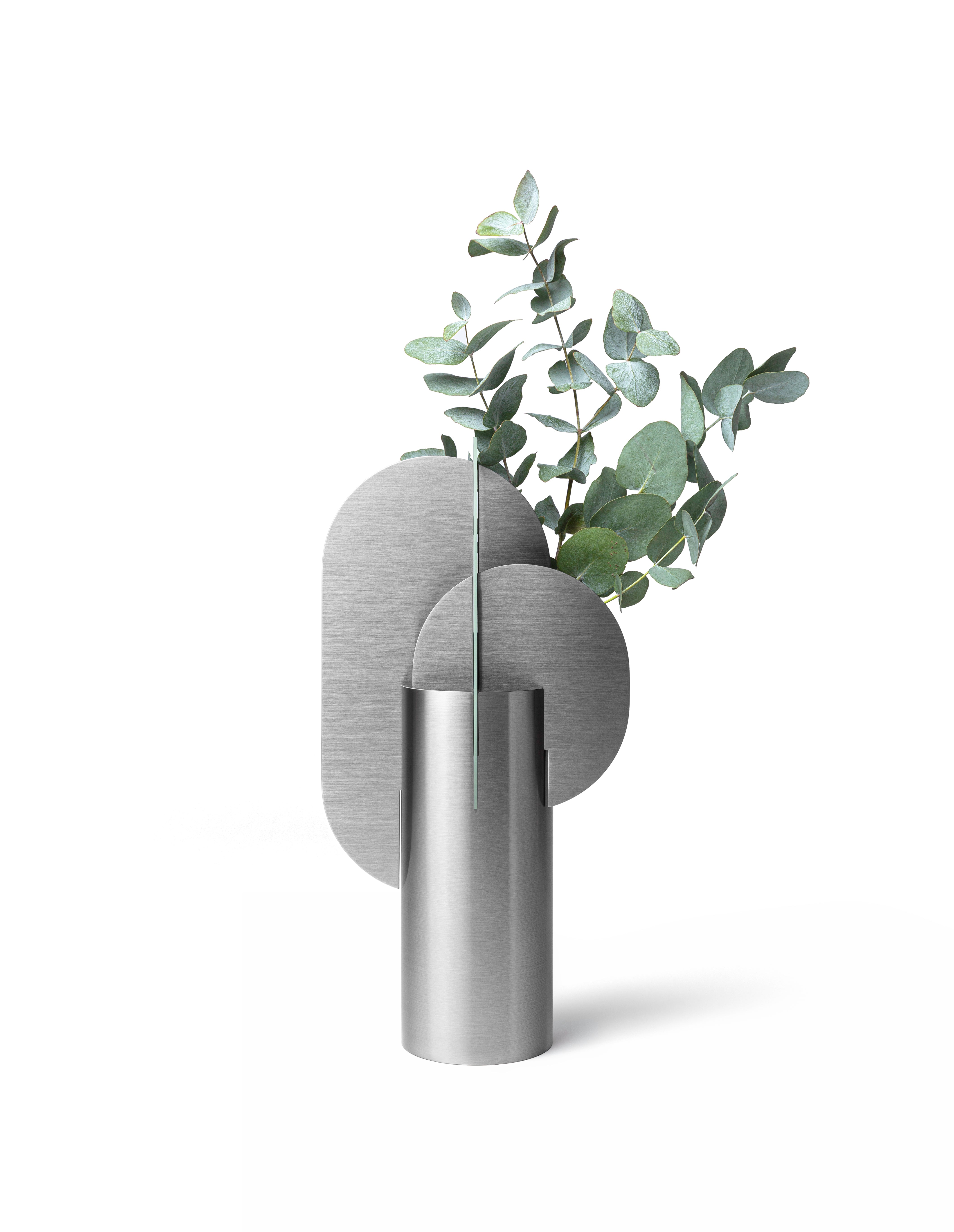 Wazon EKSTER aus Stahl mit grünem Design