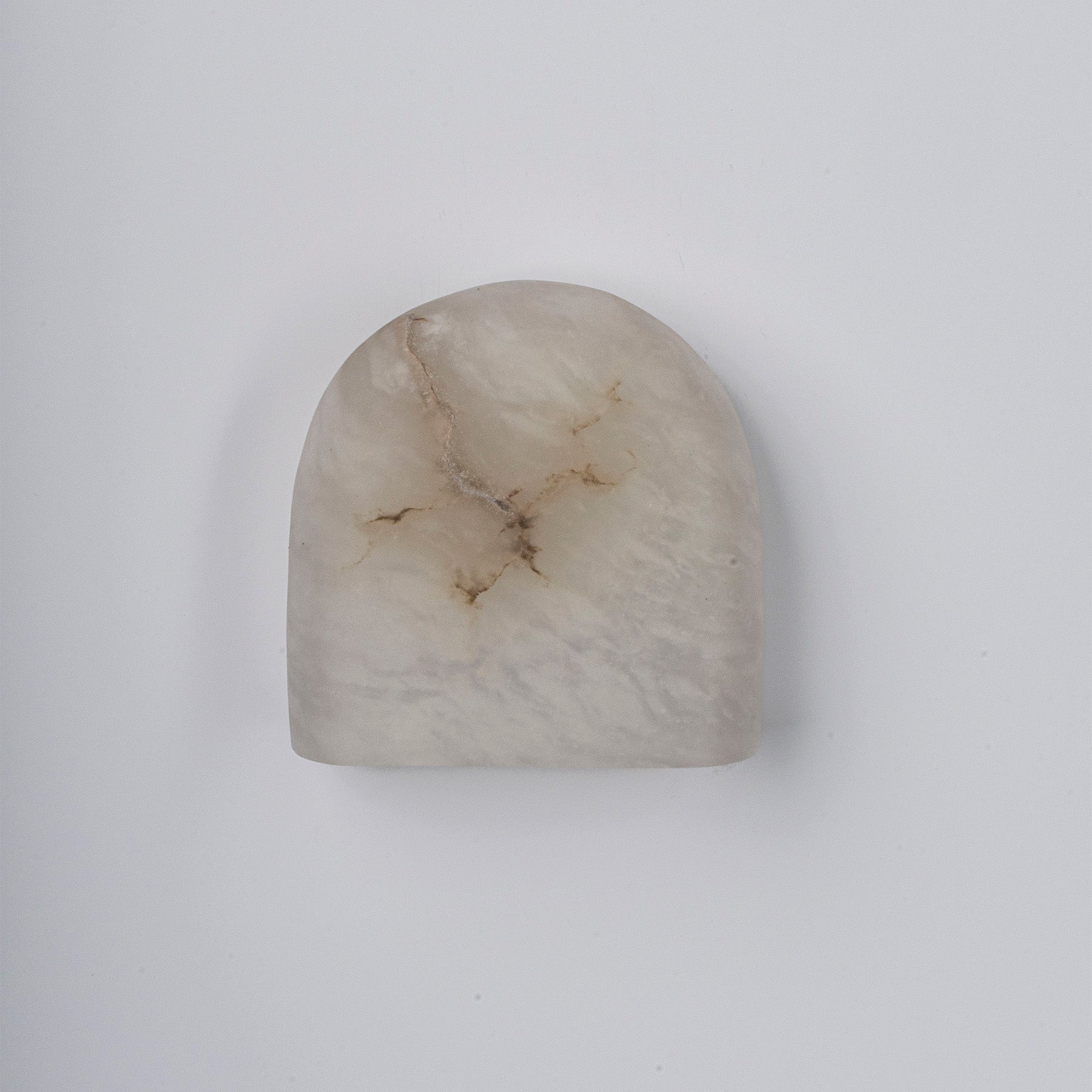 Wandlamp alabaster TAYGETA met patroonafwerking
