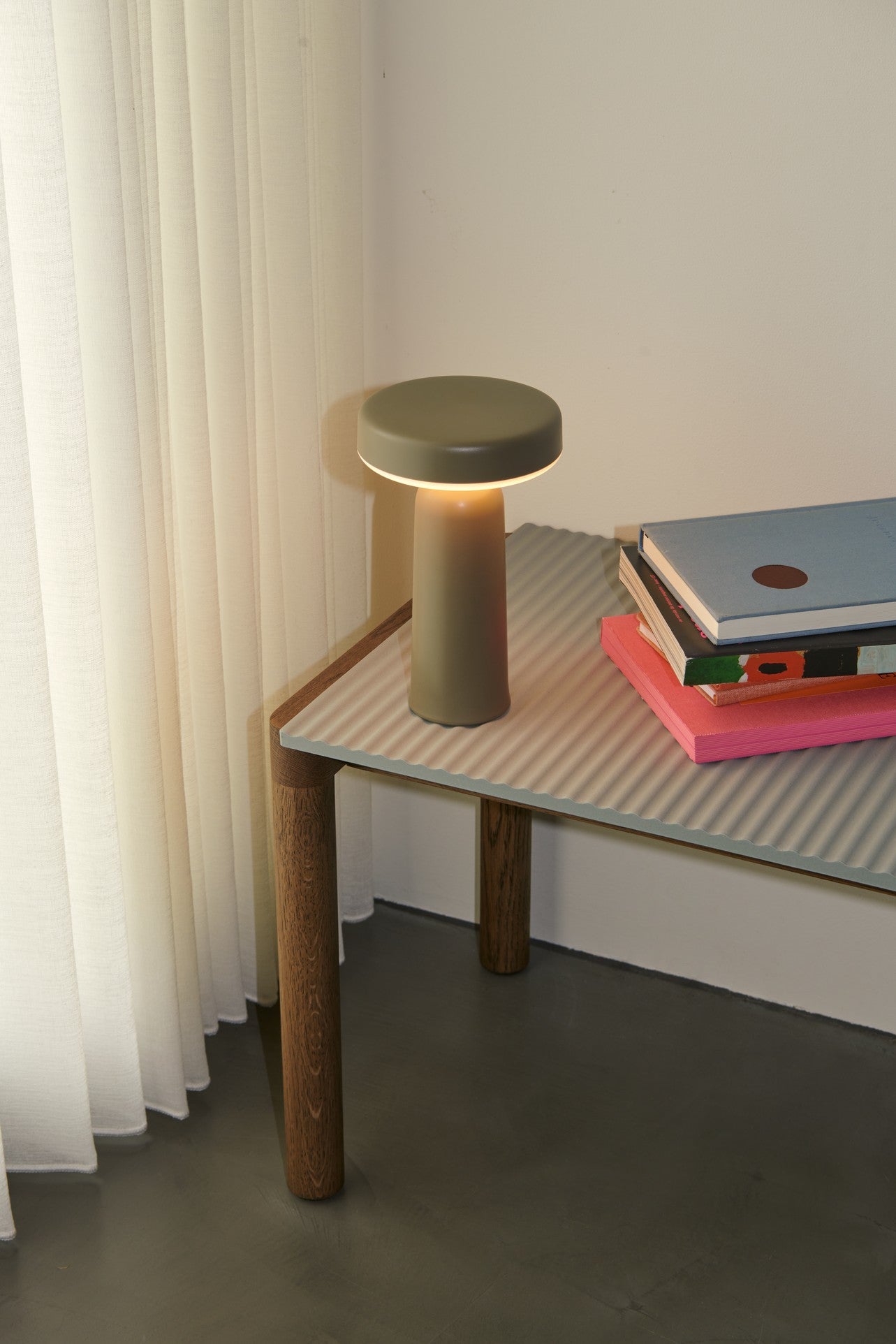 Draagbare buitenlamp EASE taupe