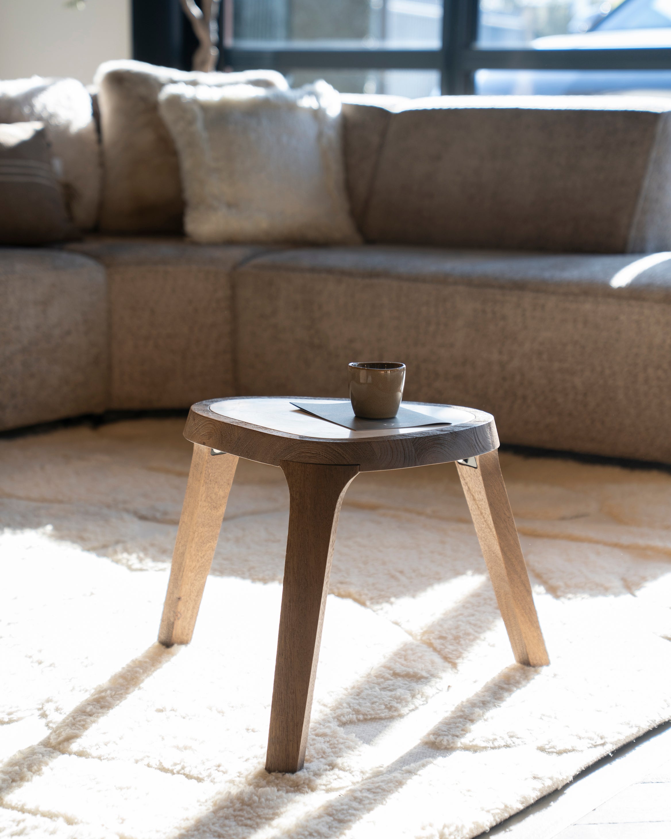 Beistelltisch FRED cremefarbener Marmor mit Holzgestell