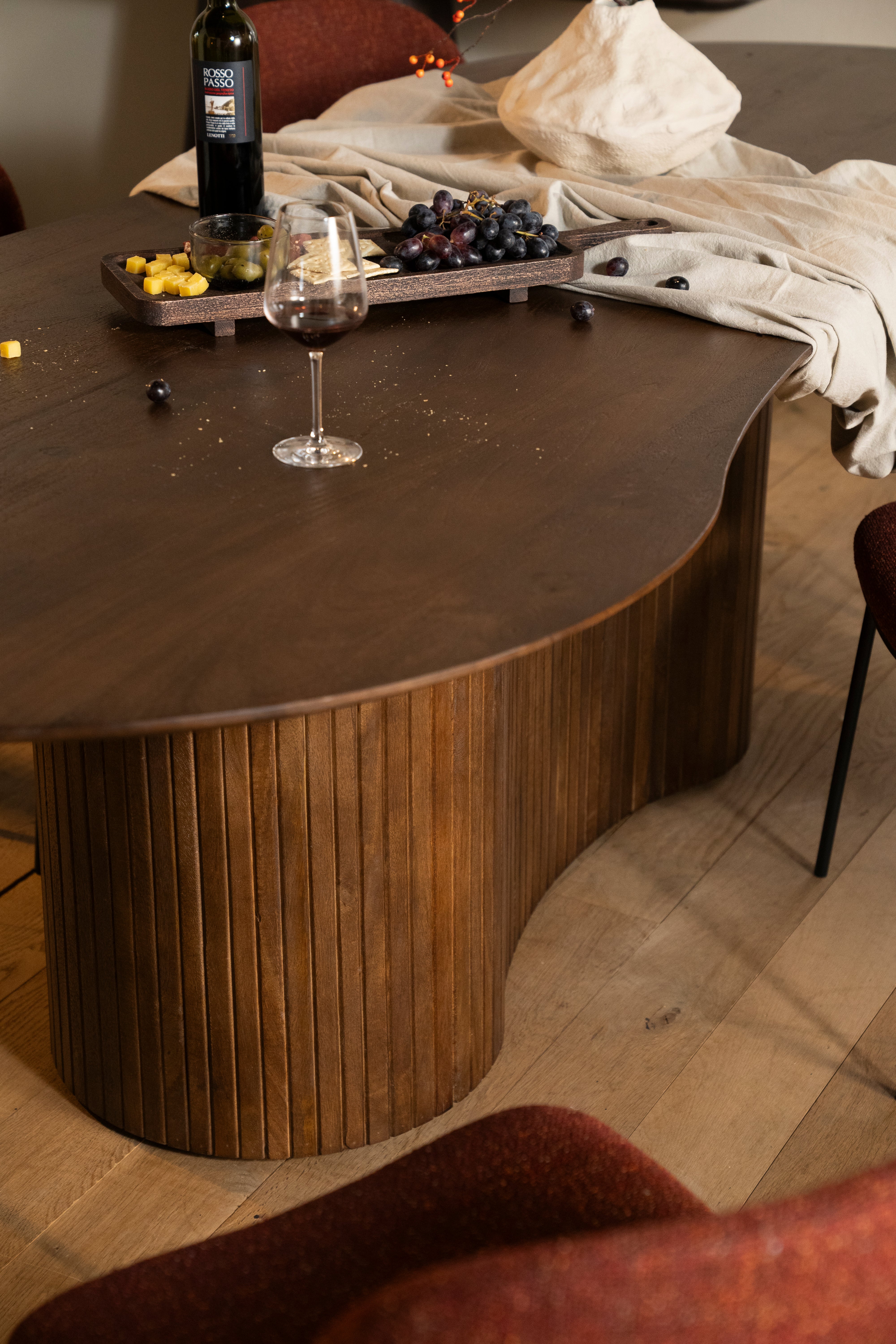 Oval Table JORDY Dark Brown Mango Wood