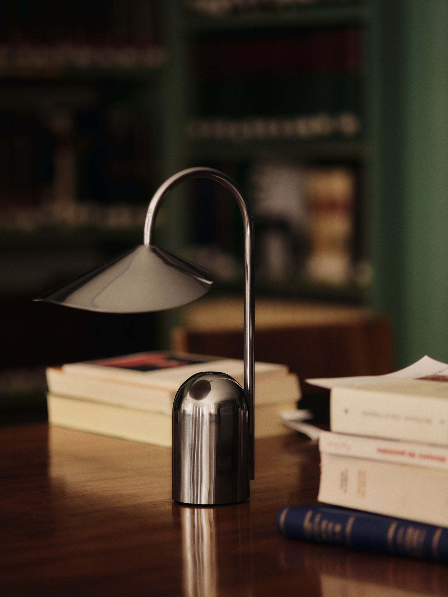 Draagbare lamp ARUM staal