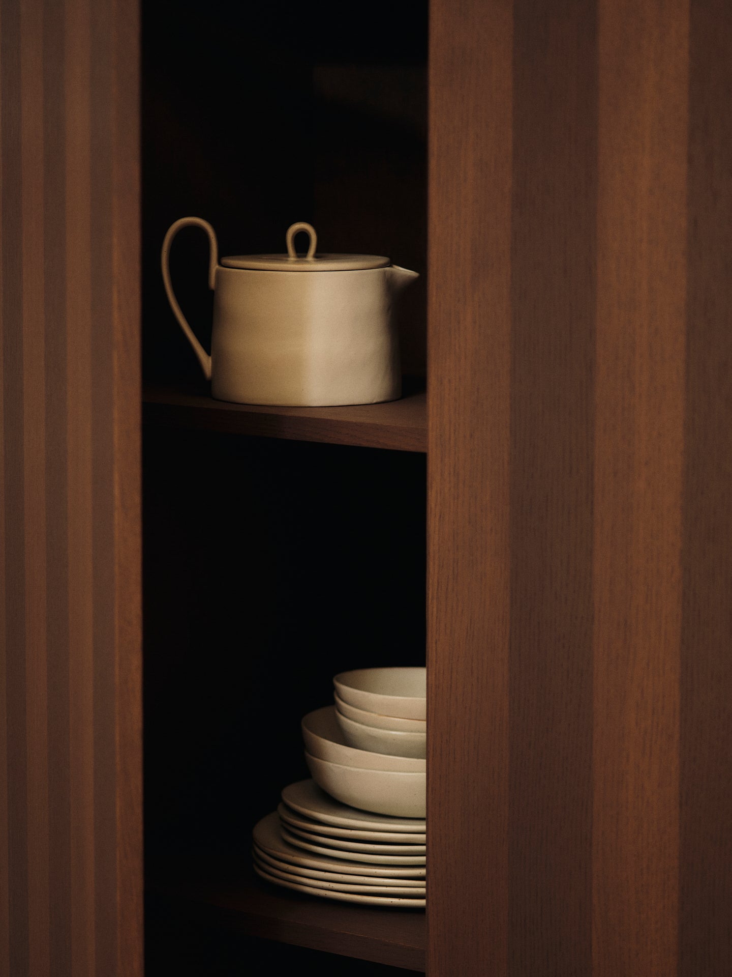 Miska FLOW gebroken wit