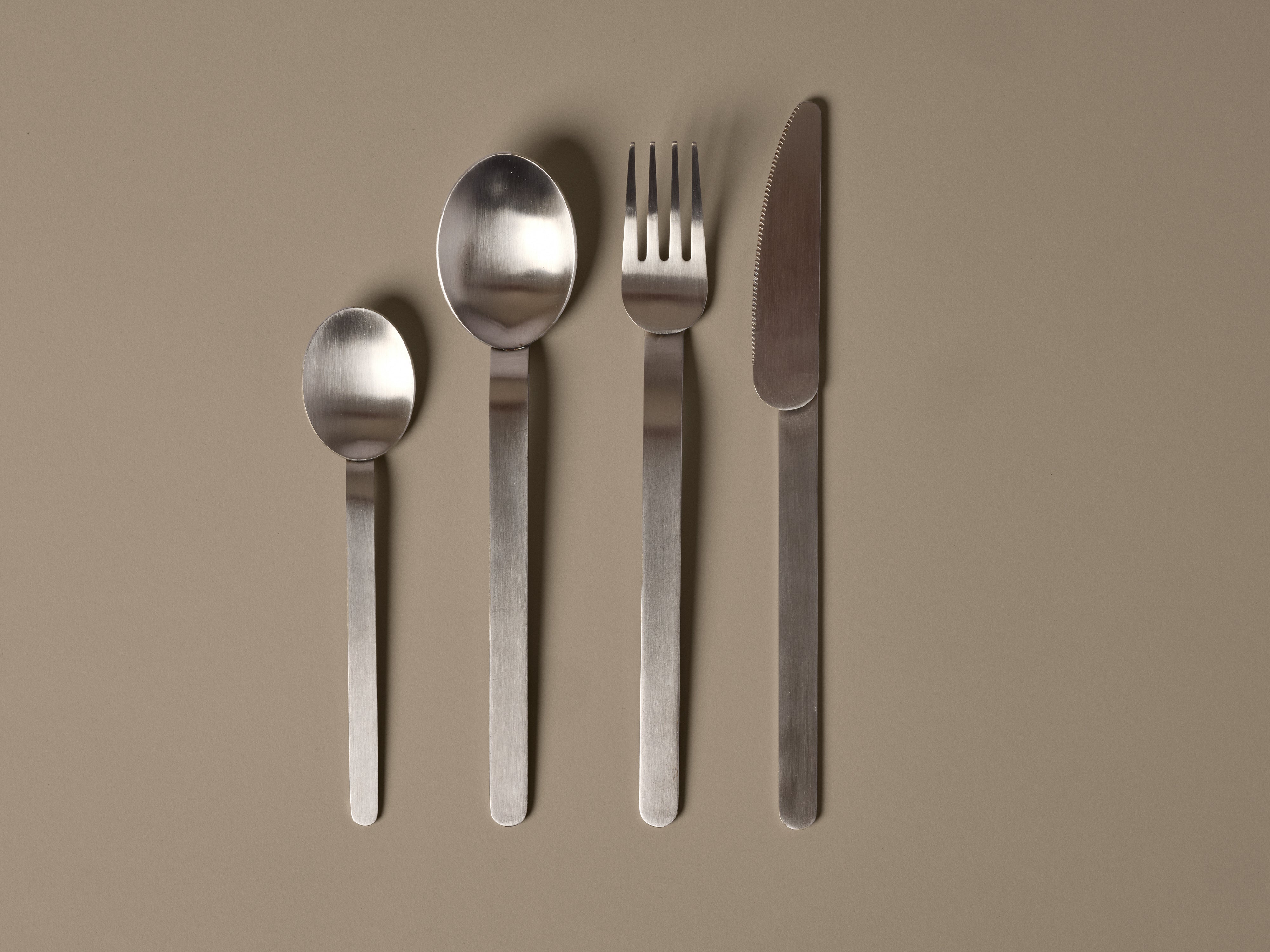 STELO stainless steel cutlery set