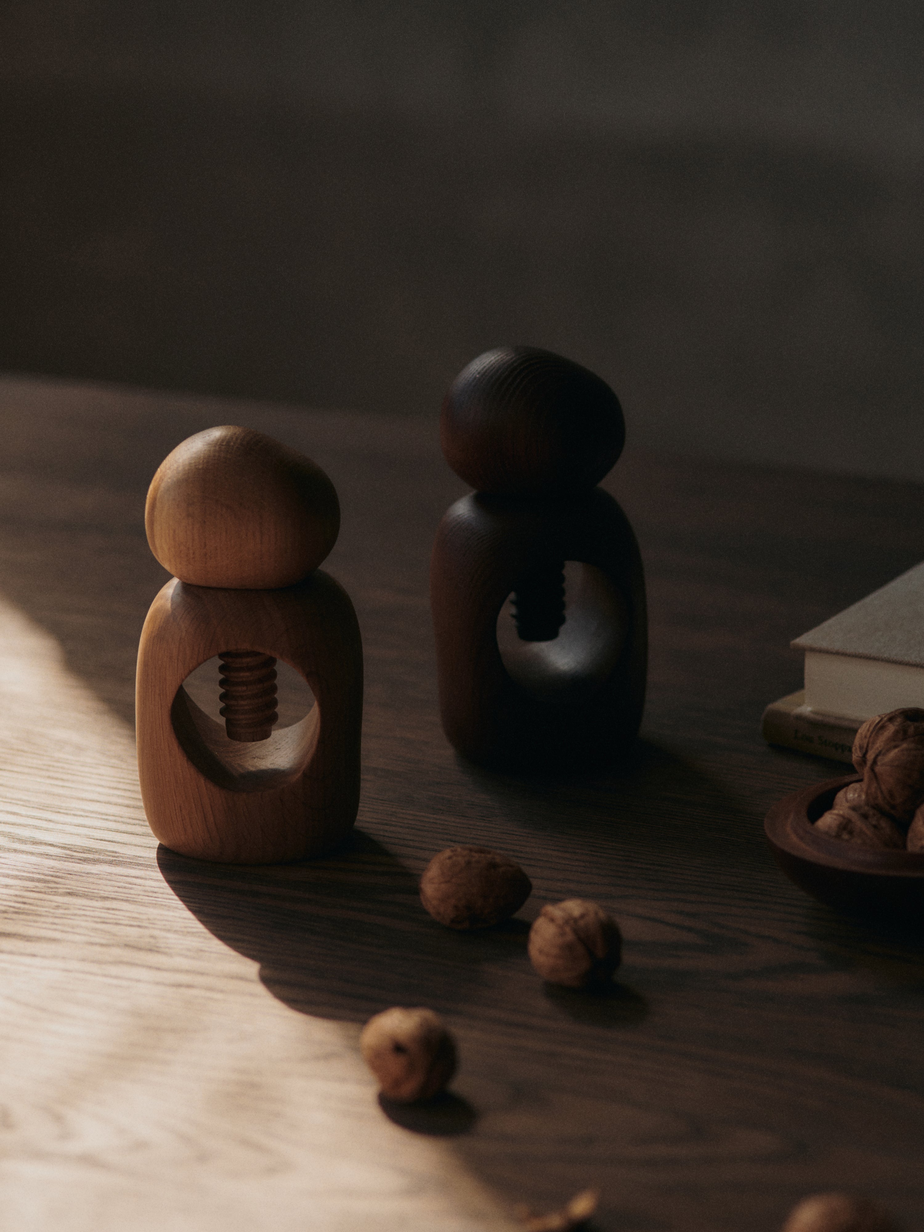 Notenkraker CAIRN eikenhout