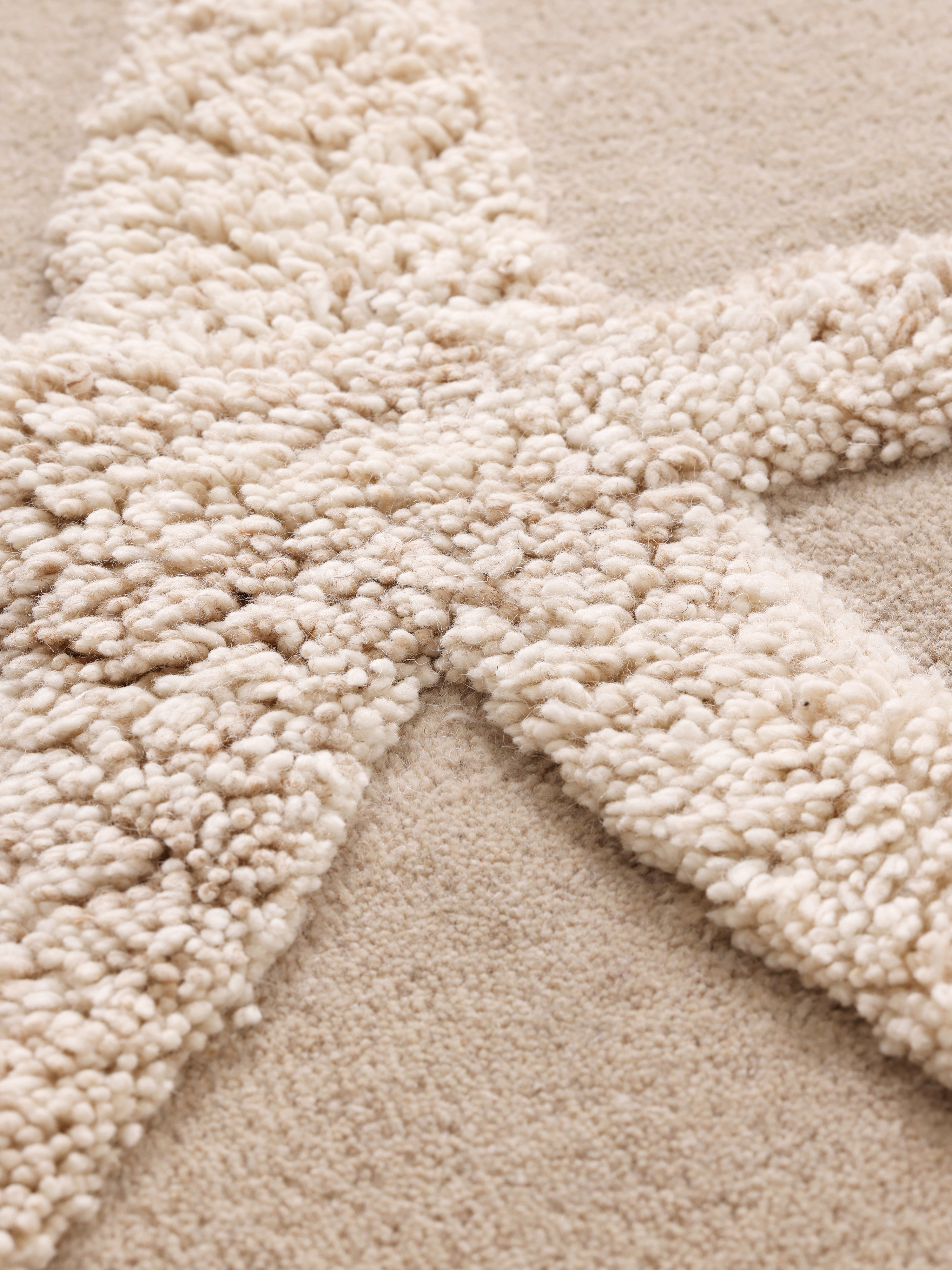 Teppich KOVE beige