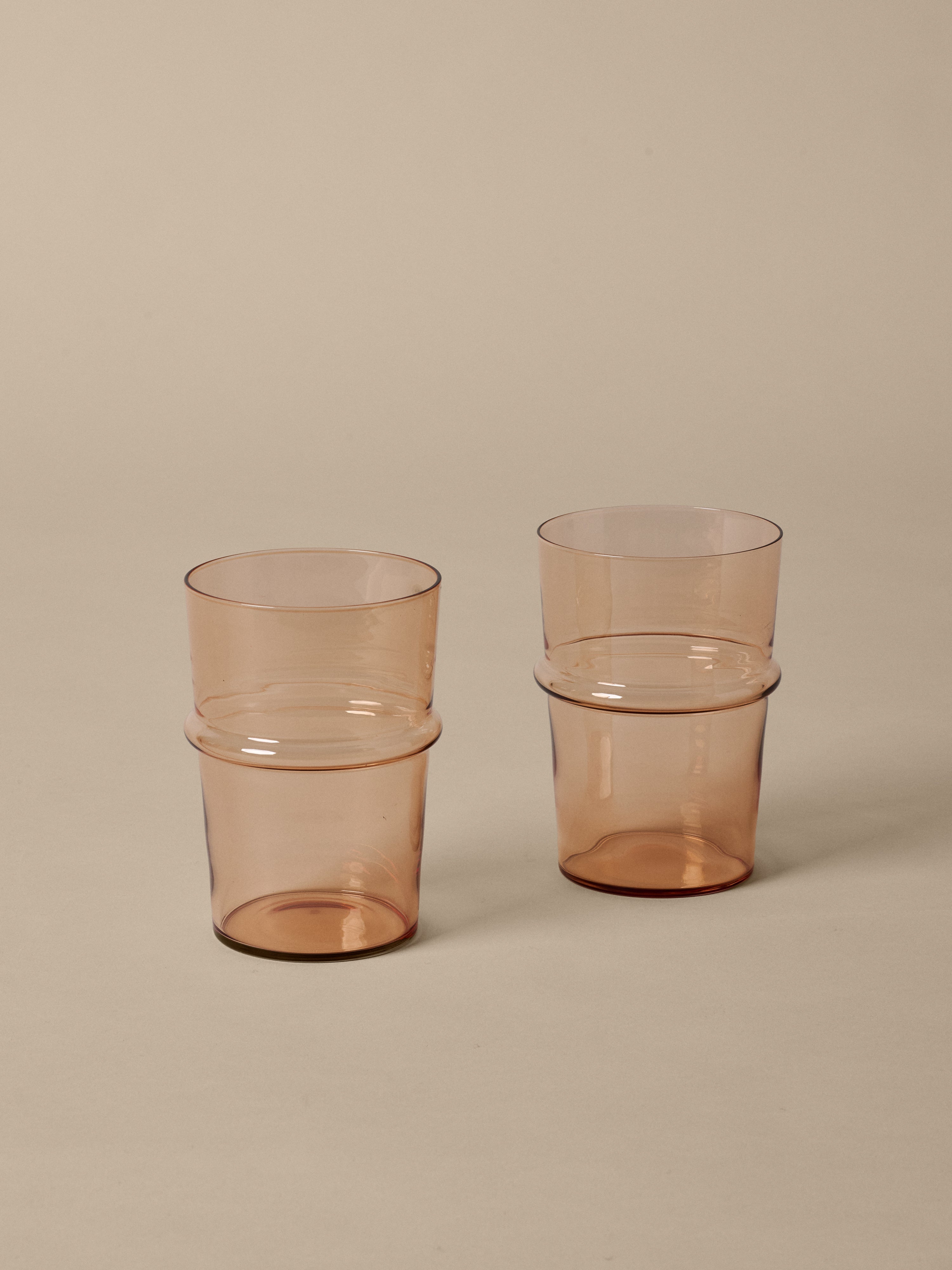 Set von Gläsern BOYA aus rosa Glas