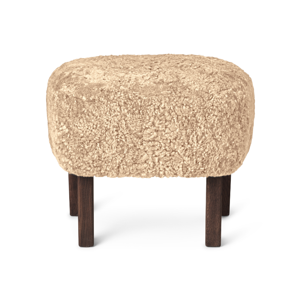 Voetenbank INGEBORG beige schapenleer met een donkere eiken basis