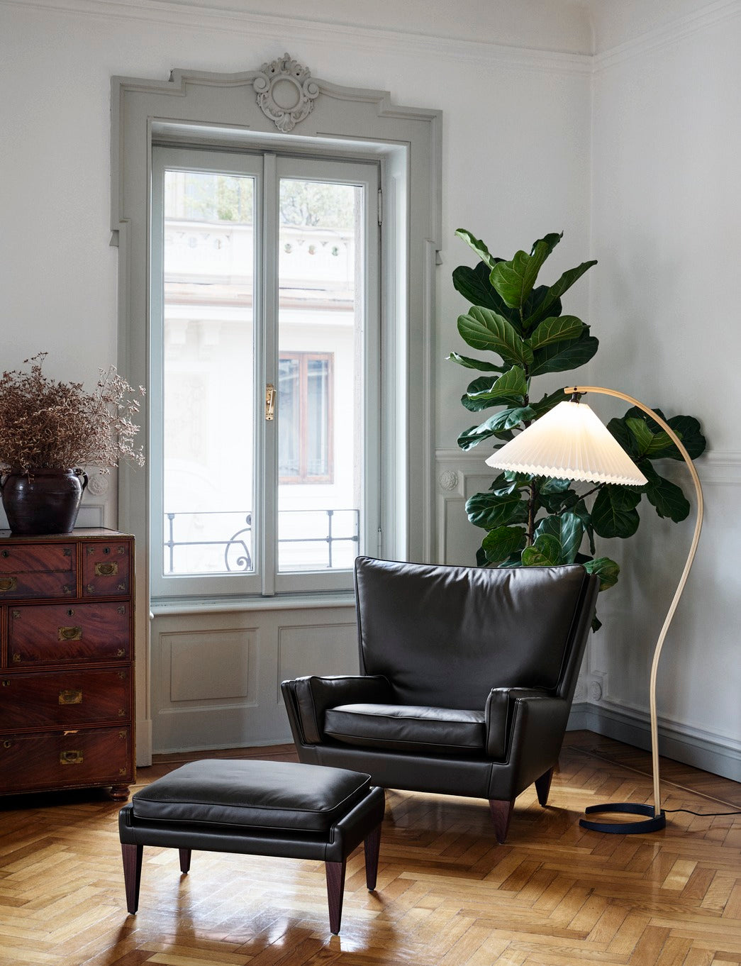 Vloerlamp voor lezen TIMBERLINE eikenhout met witte kap