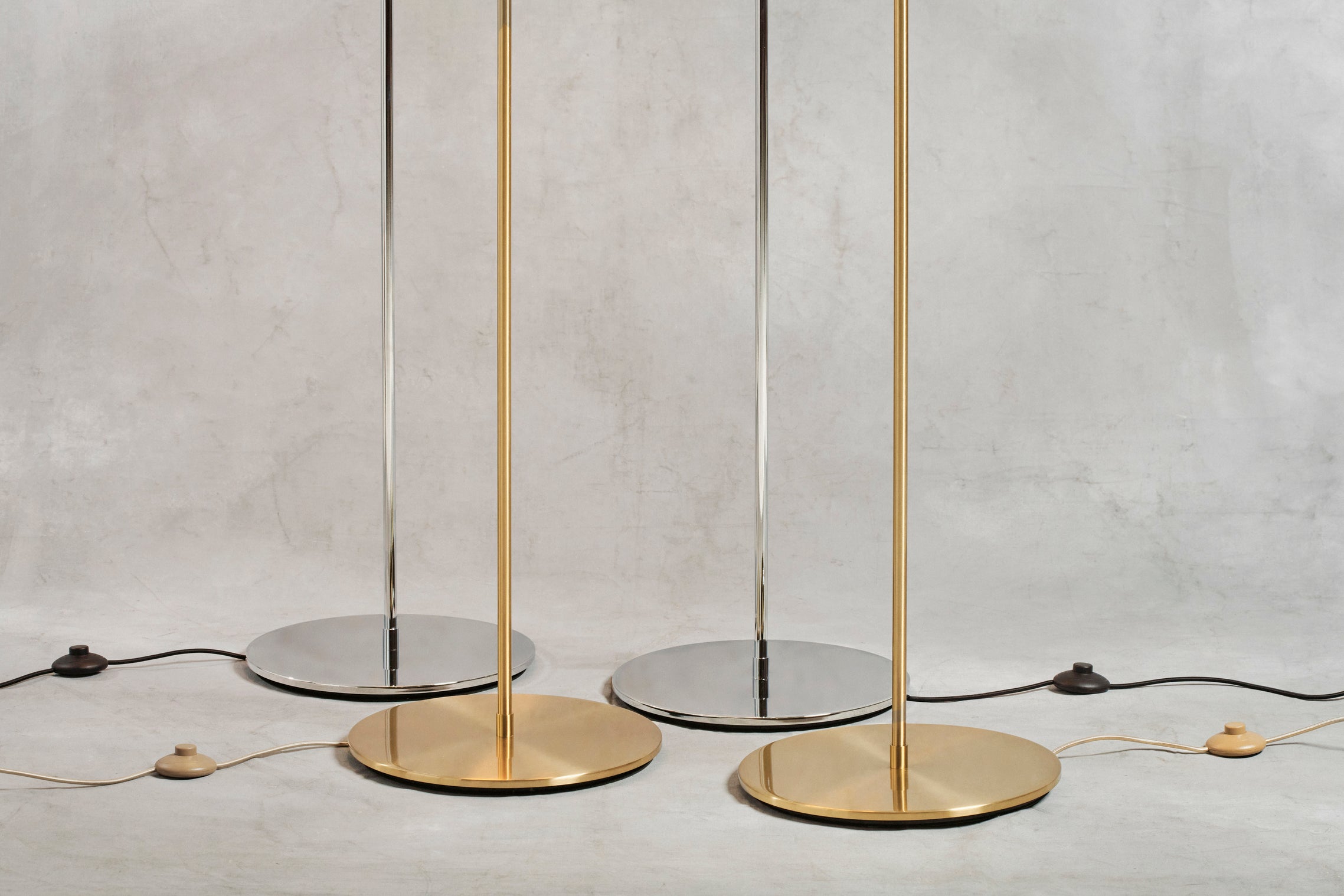 MULTI-LITE Chrom-Stehleuchte