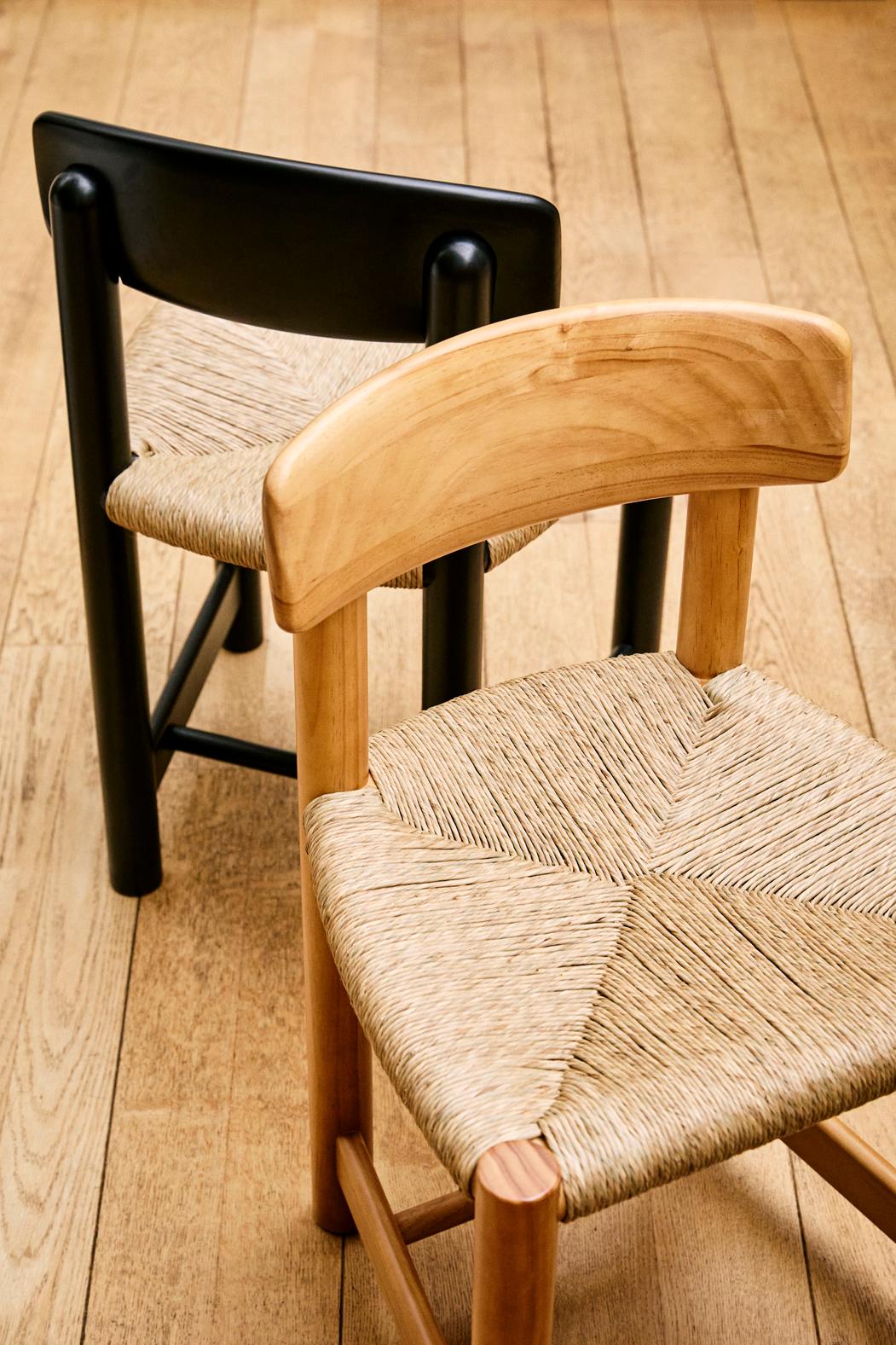 DAUMILLER chair made of pine wood with a woven seat