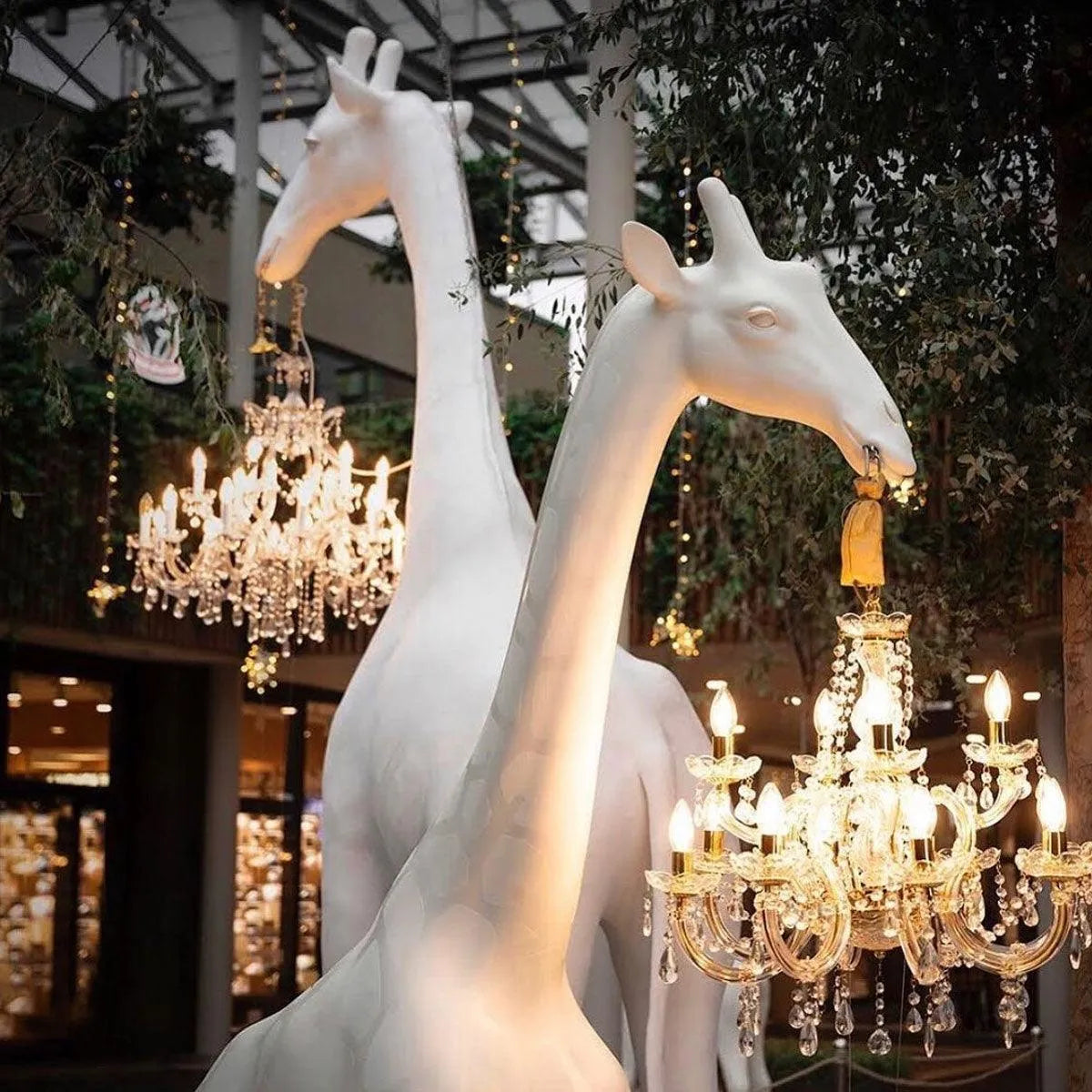 Lampa GIRAFFE IN LOVE M biały z czerwonym kloszem