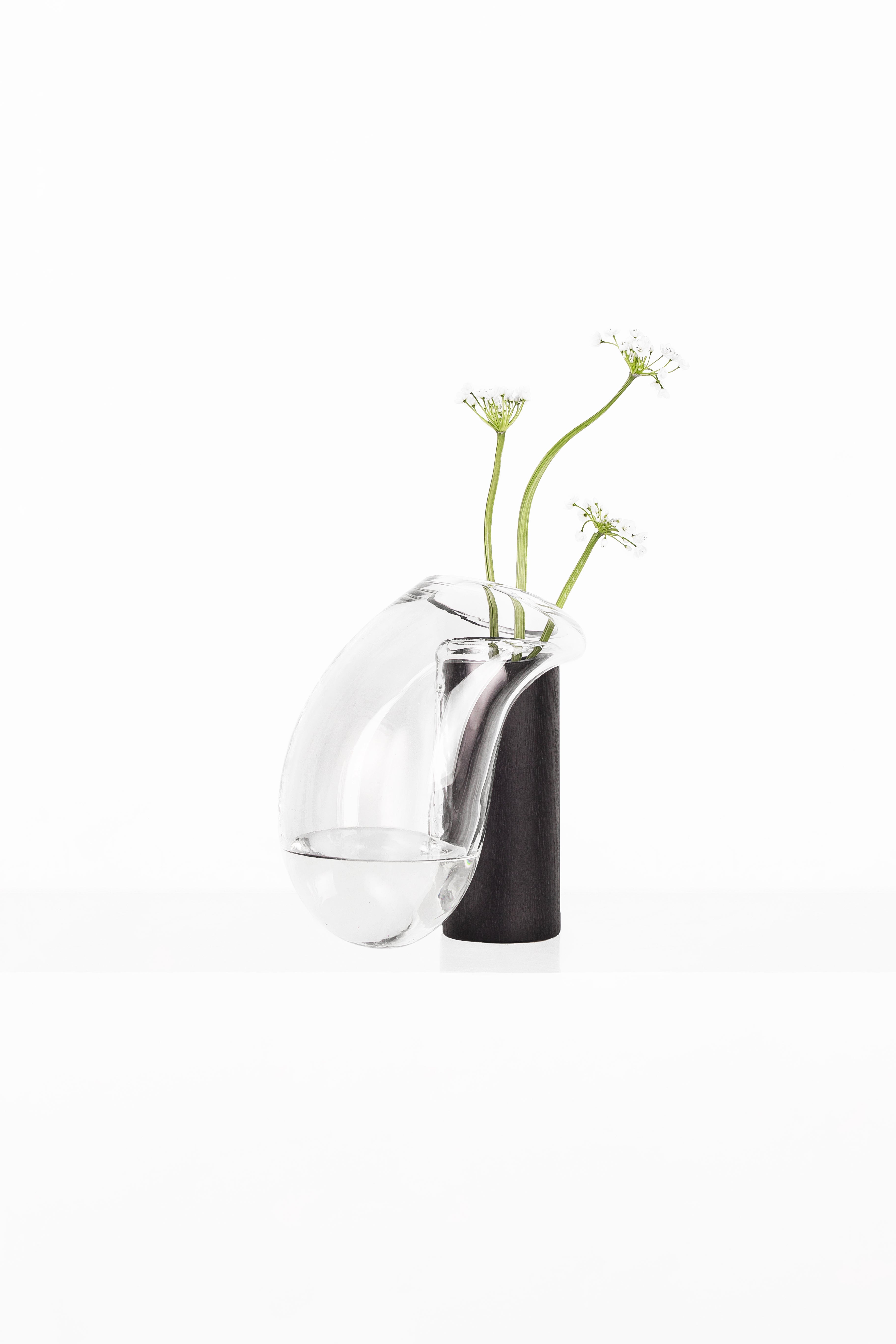 GUTTA BOON vase glass with black