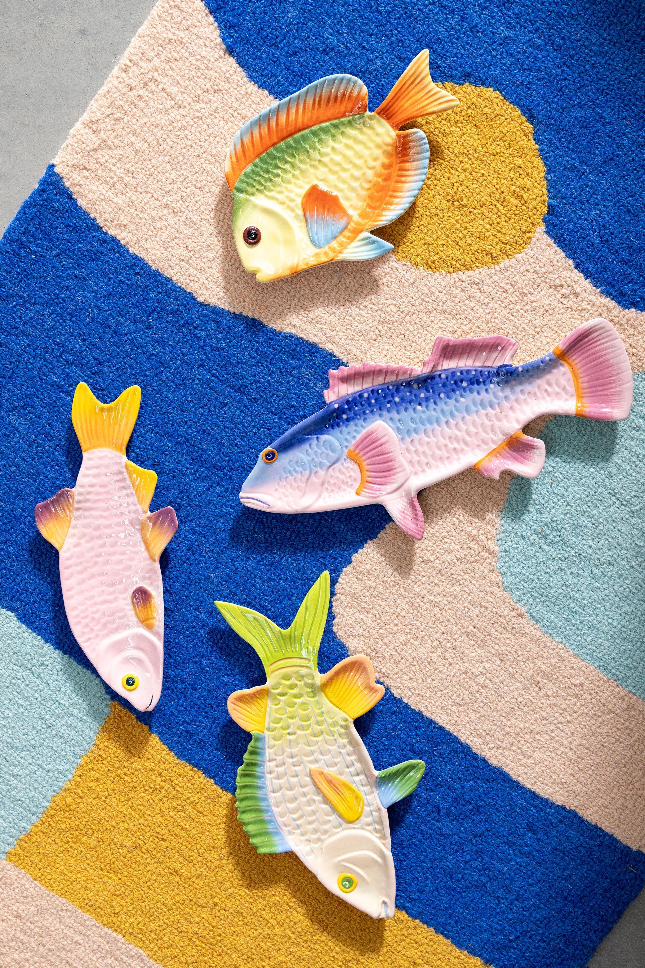 Teller FISCH SNAPPER rosa mit gelb