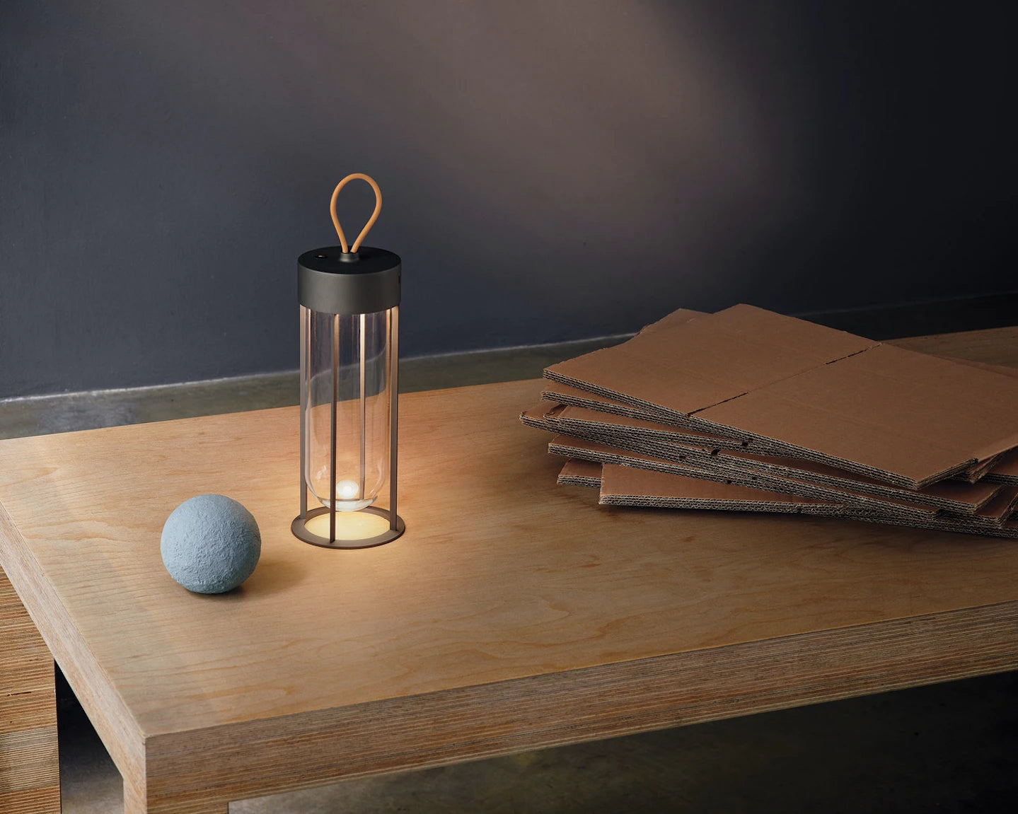 Portable Lamp IN VITRO UNPLUGGED brown