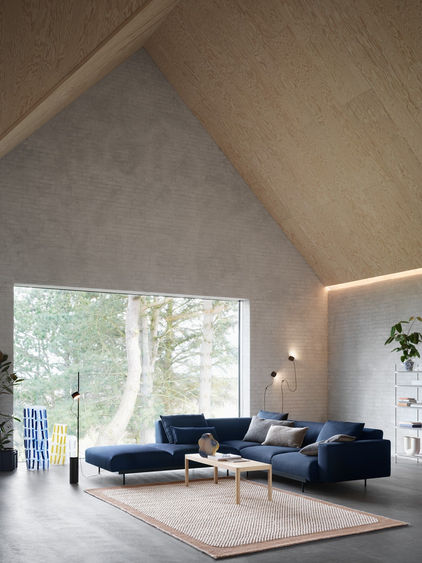 Open right corner sofa IN SITU gestoffeerd