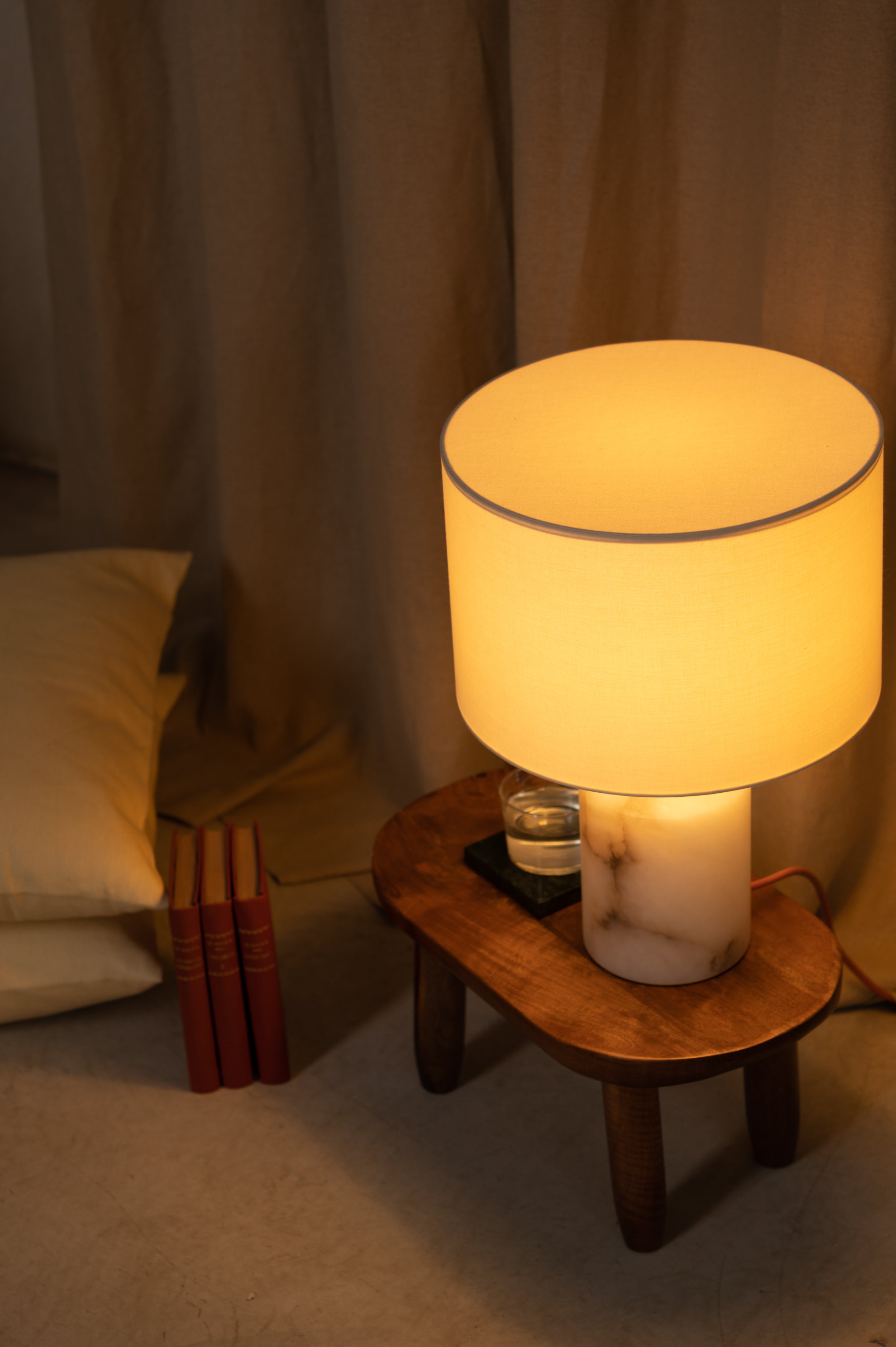 Tafellamp JOSEF wit alabaster