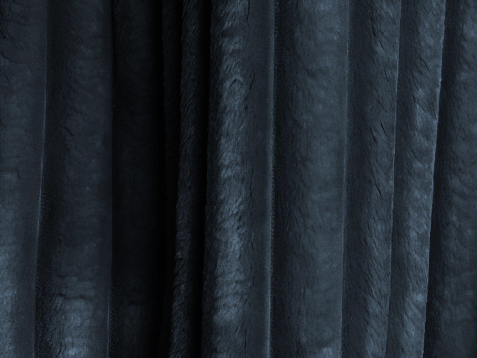 Linker hoekbank met slaapfunctie KONA koninklijk blauw corduroy