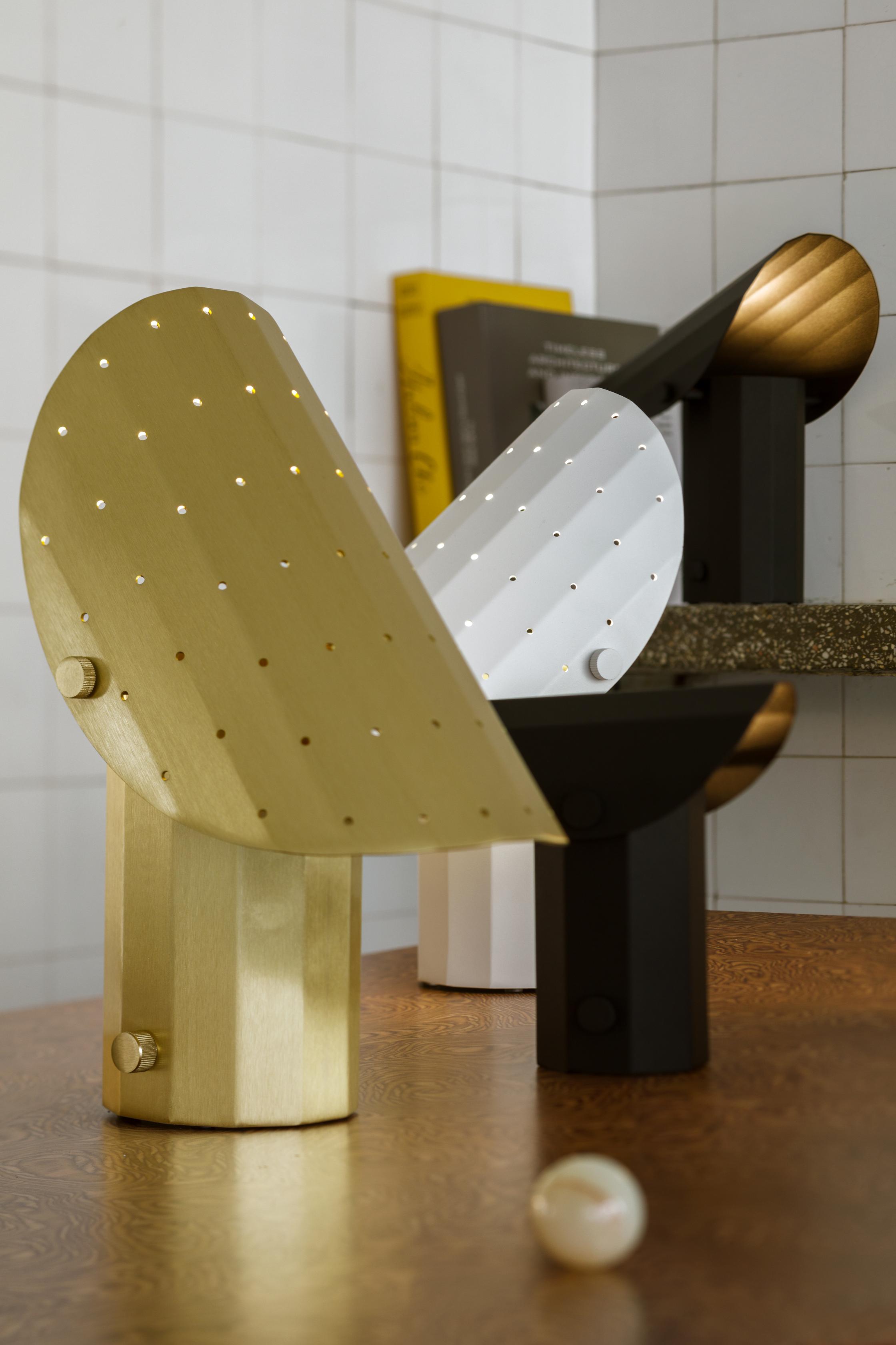 Tischlampe APOLIN schwarz