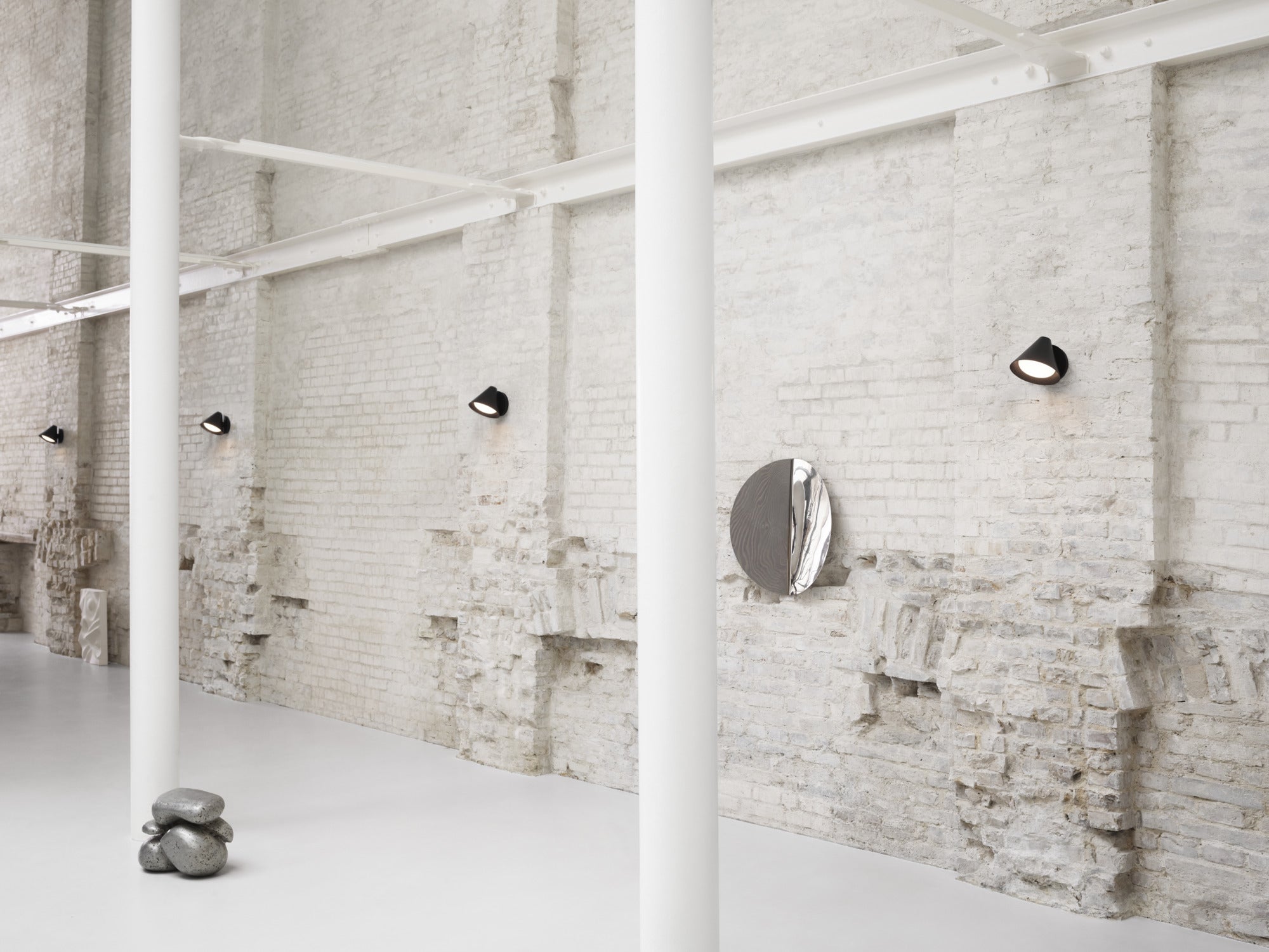 Lampa ścienna KEGLEN czarny