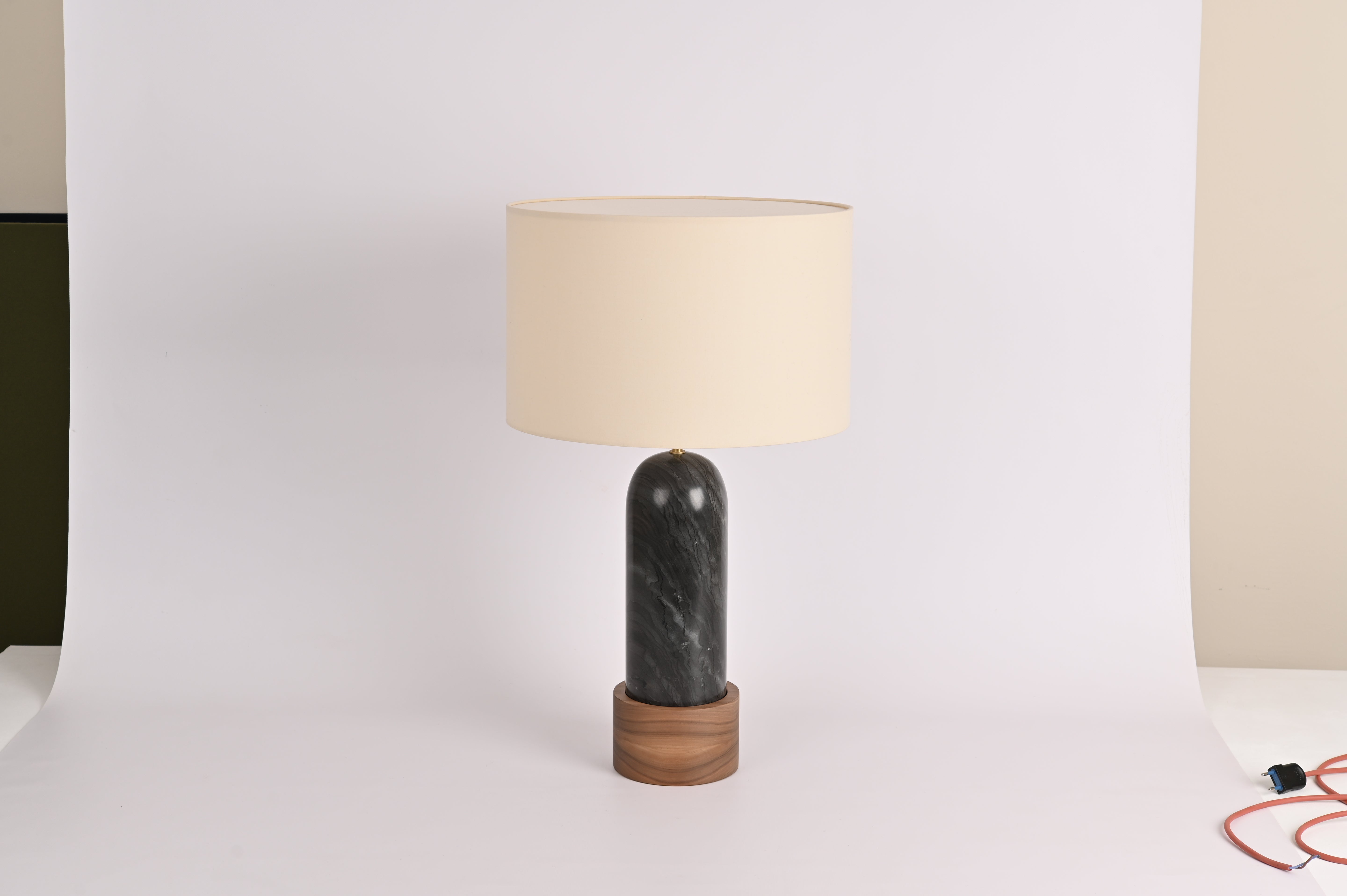 Tischlampe PURA KELO schwarzer Marmor
