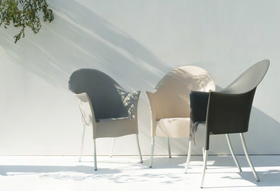 Herr yo weißer Stuhl