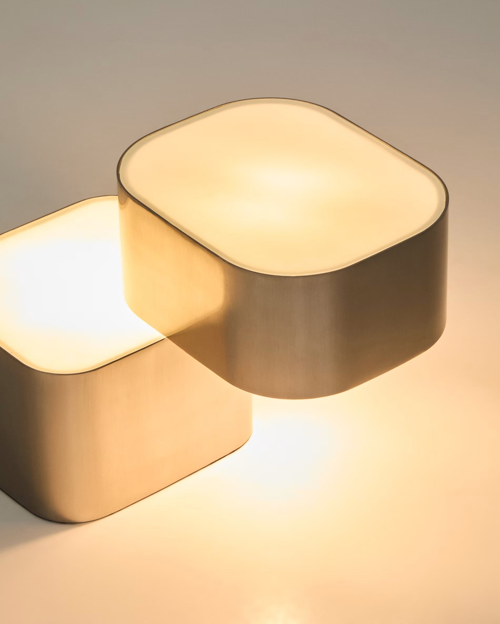 Tafellamp TANDAN grijs