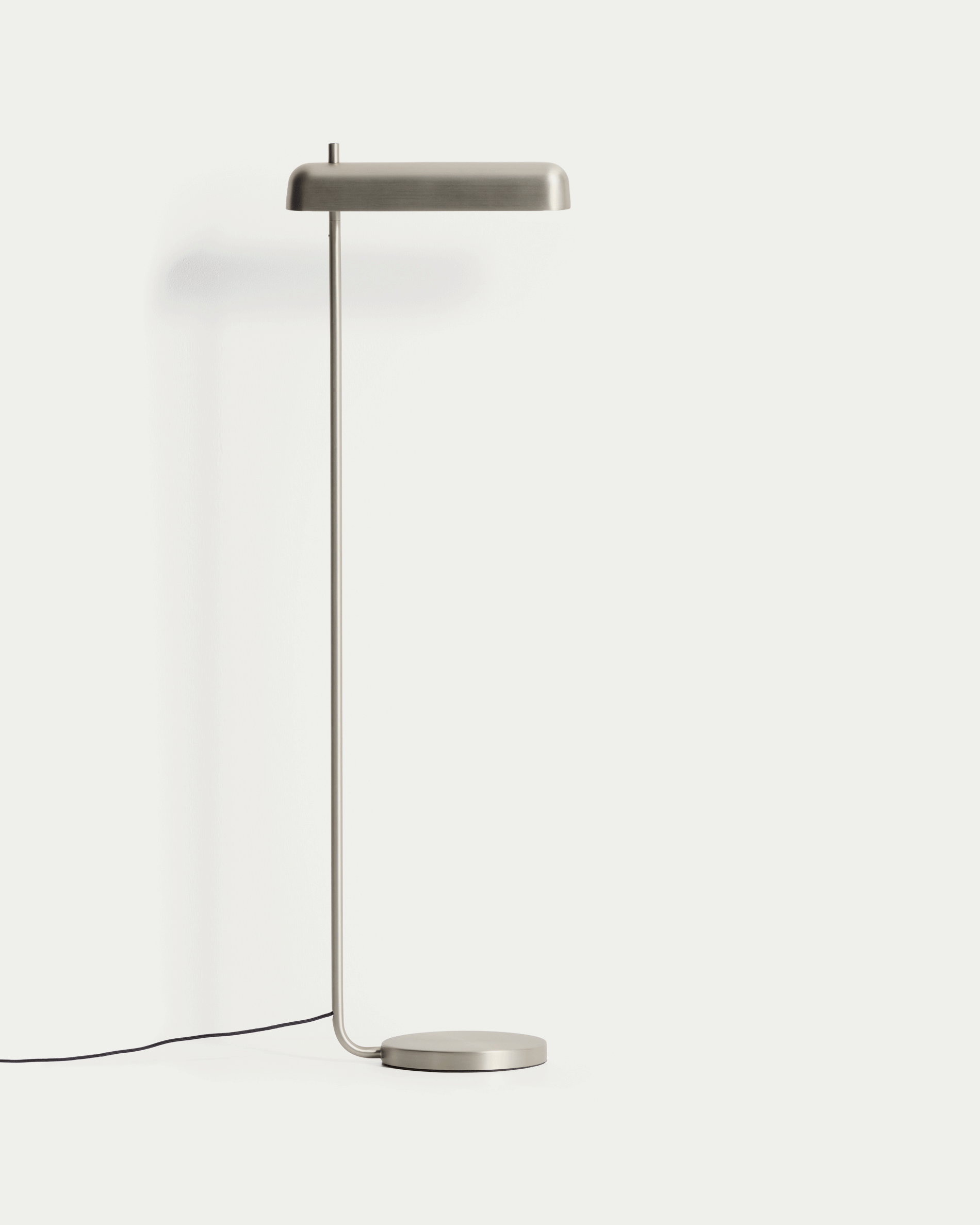 Lampa podłogowa NELAIA szary – ujęcie 4