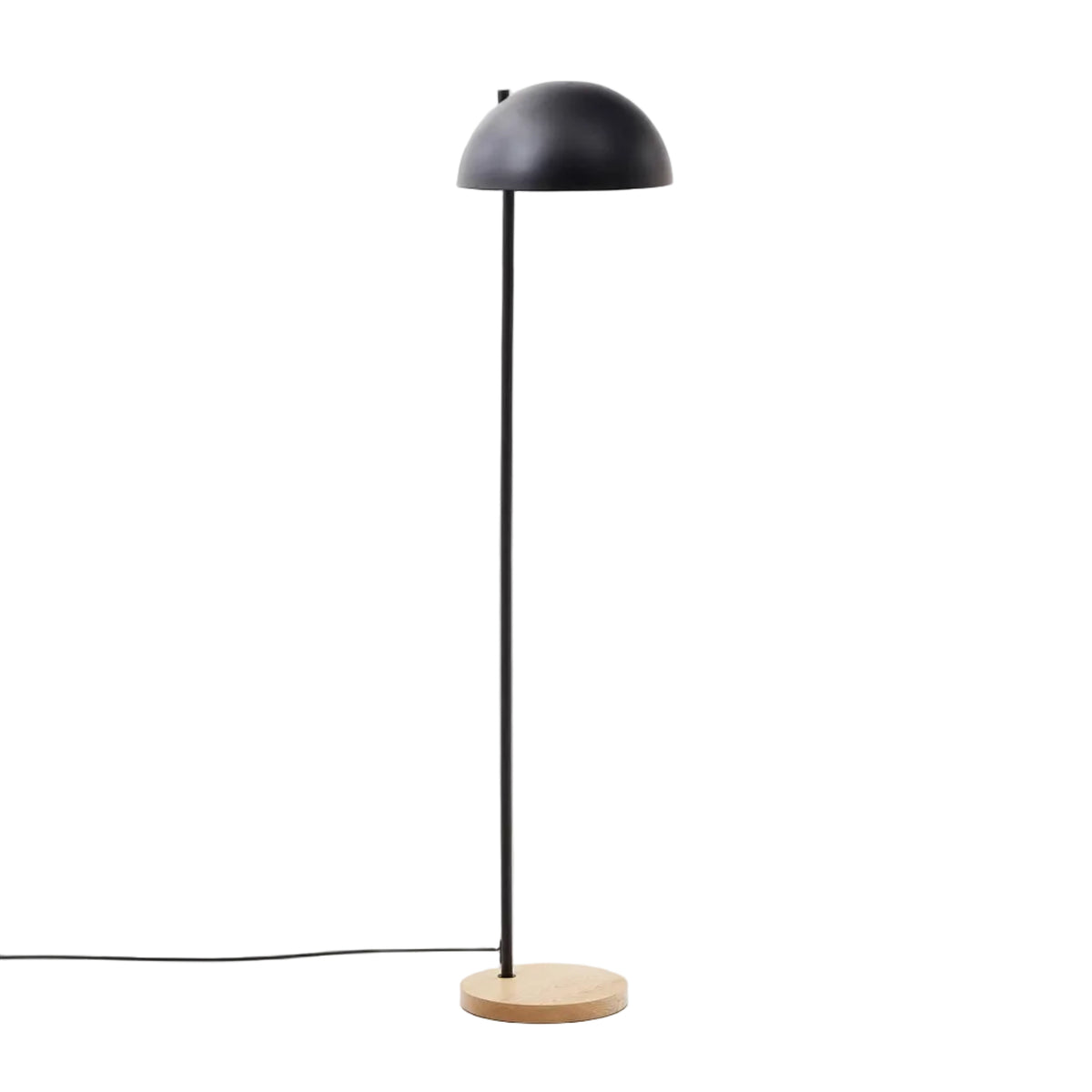 Lampa podłogowa CATLAR czarny metal z drewnem jesionowym – Kave Home