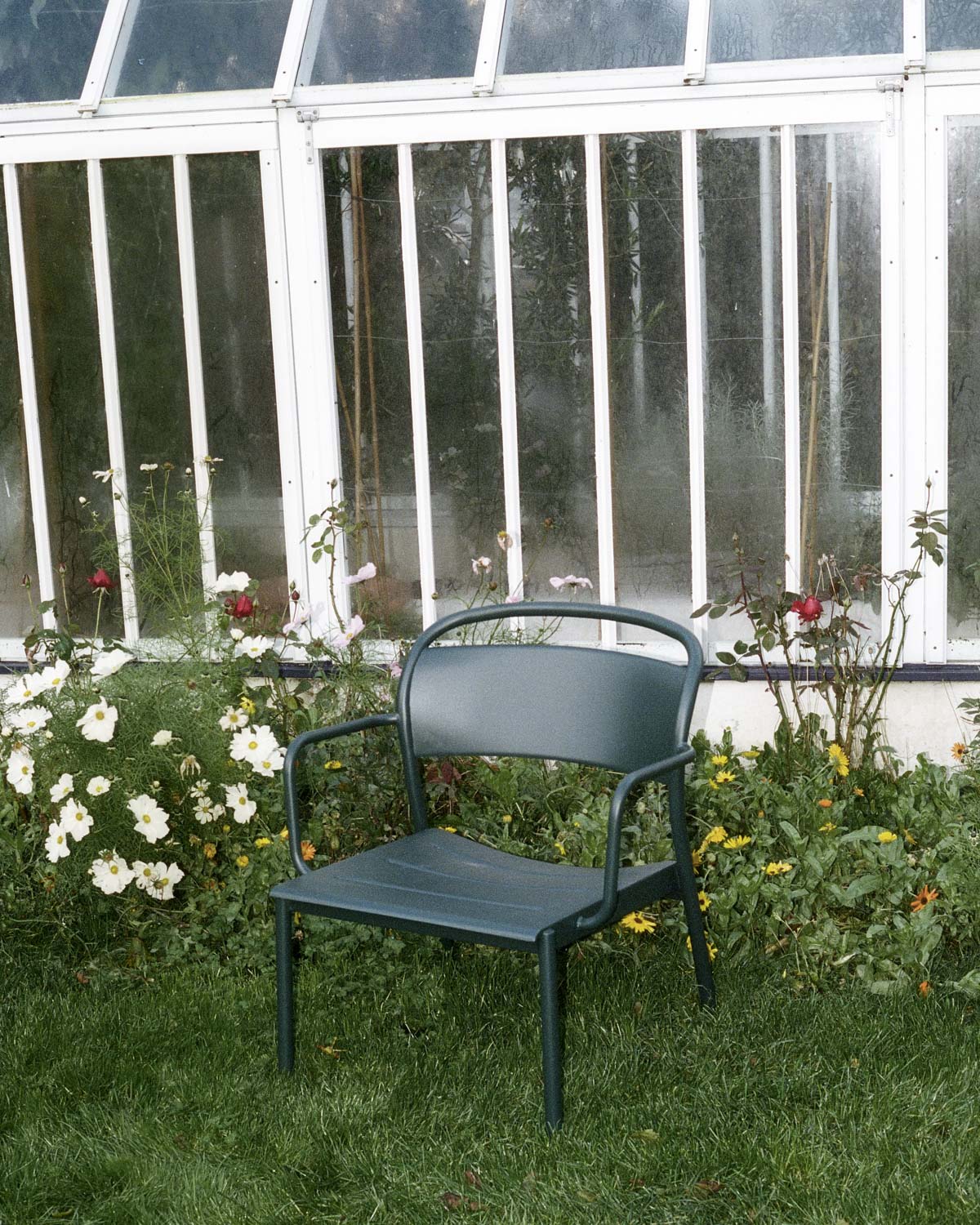 Outdoor Armchair LINEAR Dark Green Steel