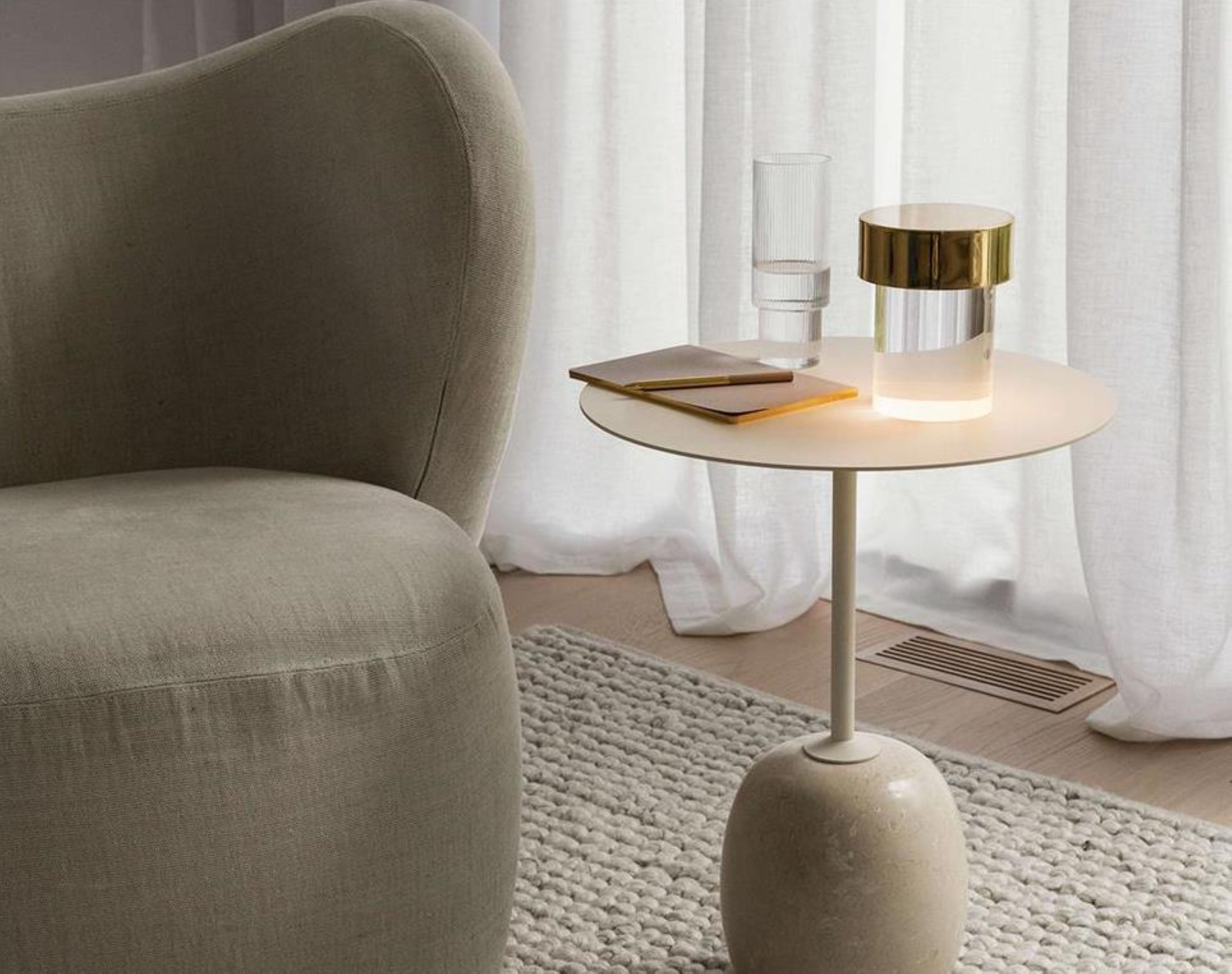 Lampa przenośna LAST ORDER FLUTED mosiężny