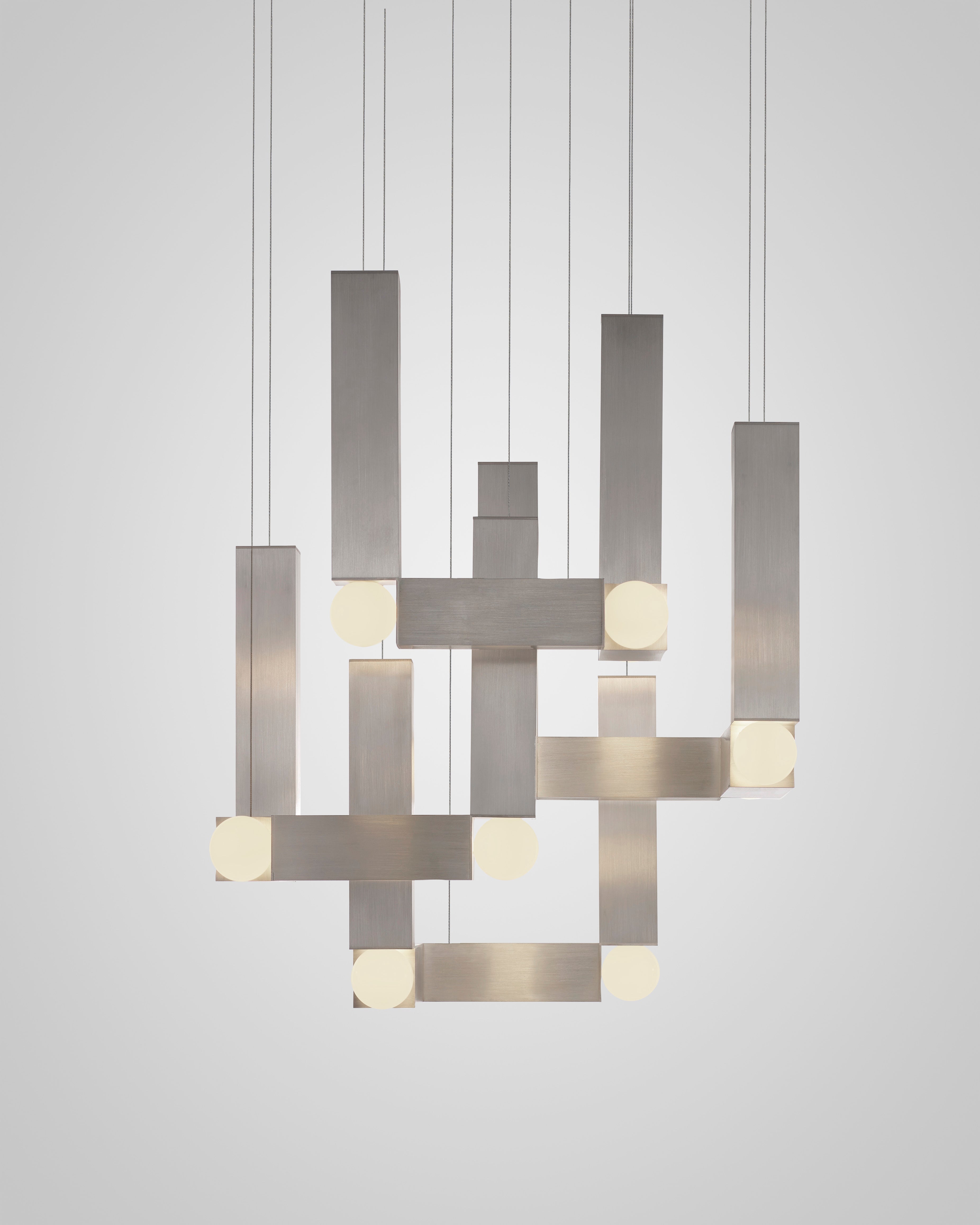 Hanglamp VESPER QUATTRO met opaalvormige kap en zilveren afwerking