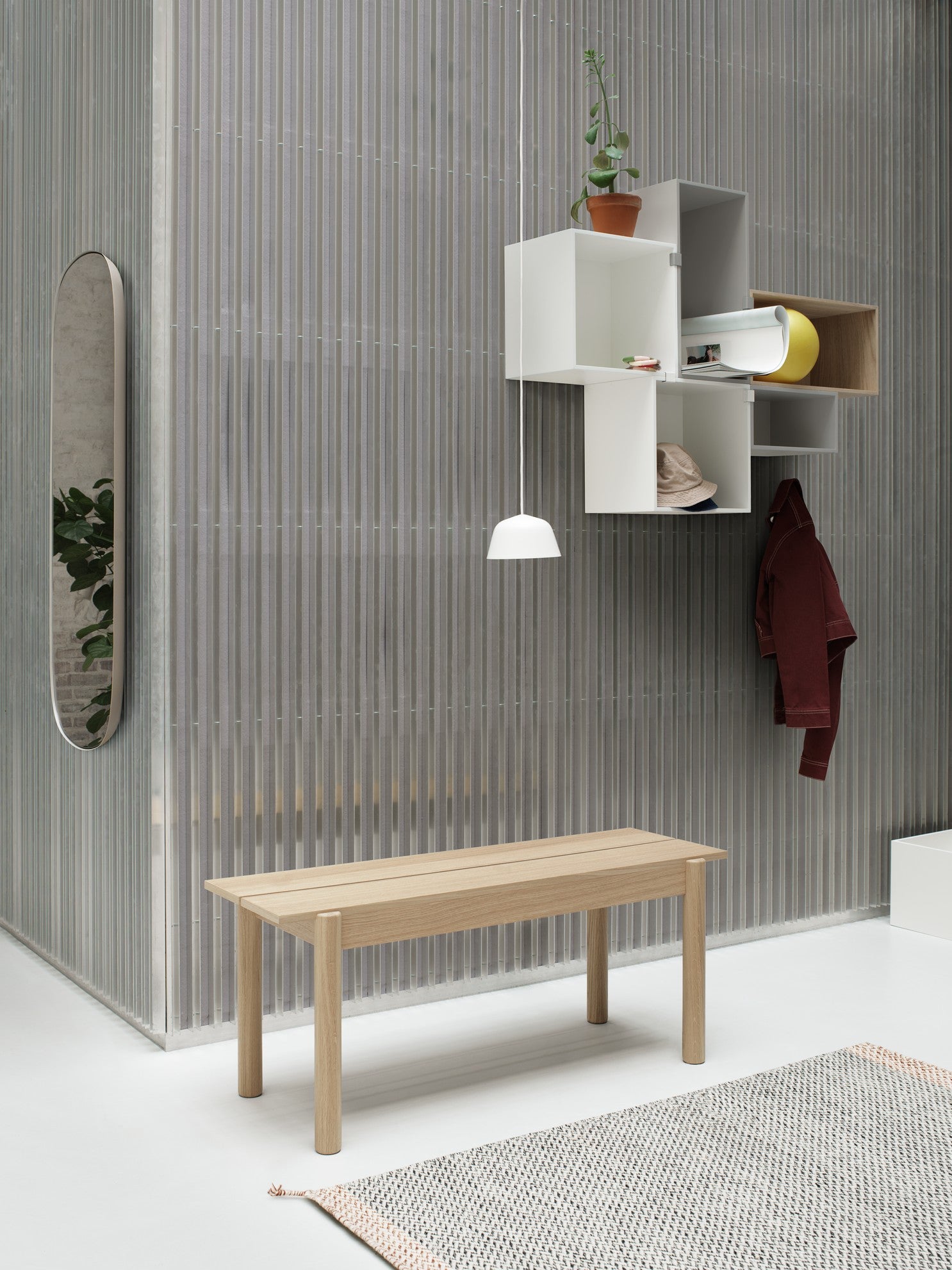 LINEAR Bench in Veneer and Oak Wood