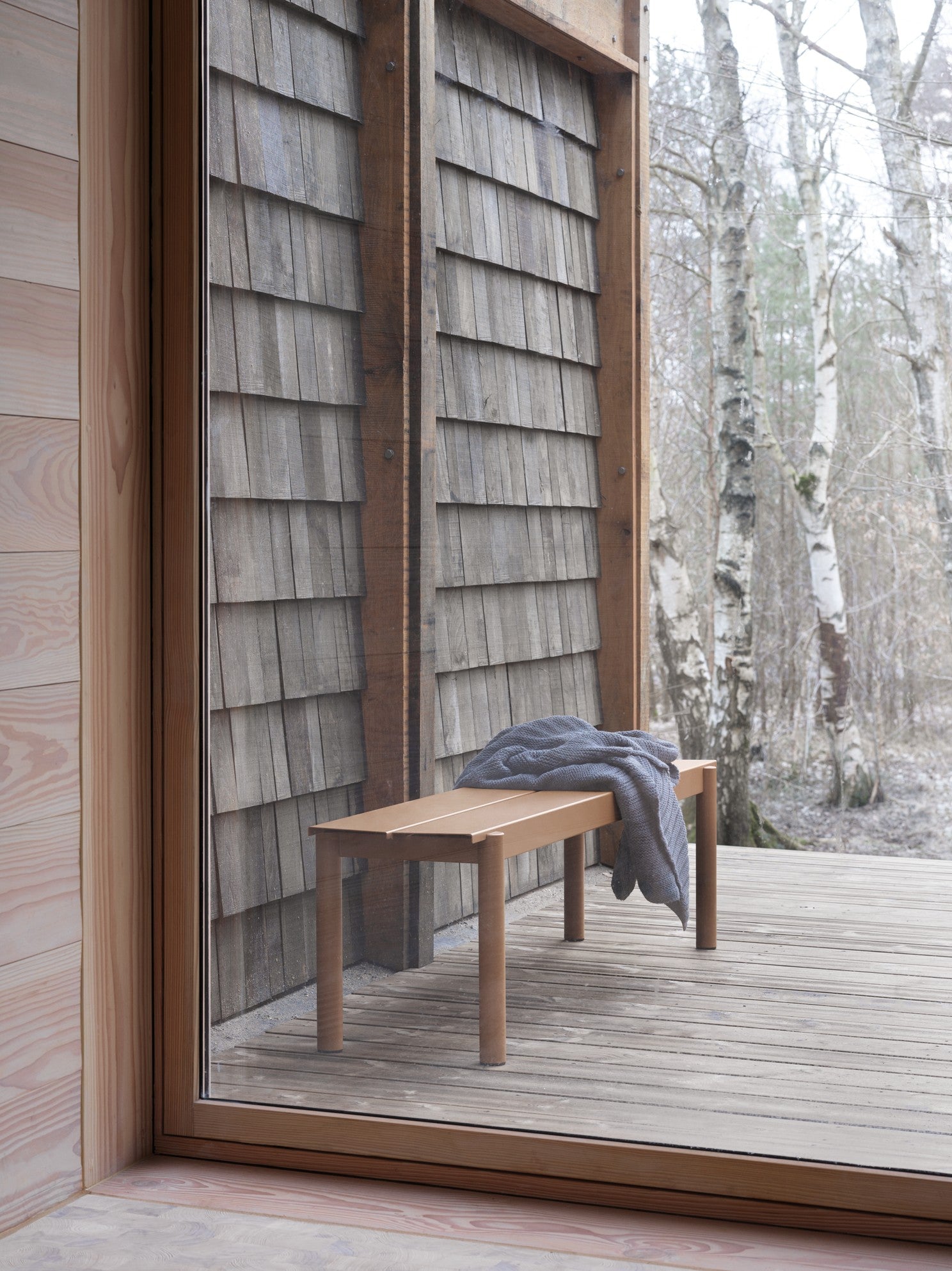 Buitenbank LINEAR taupe staal