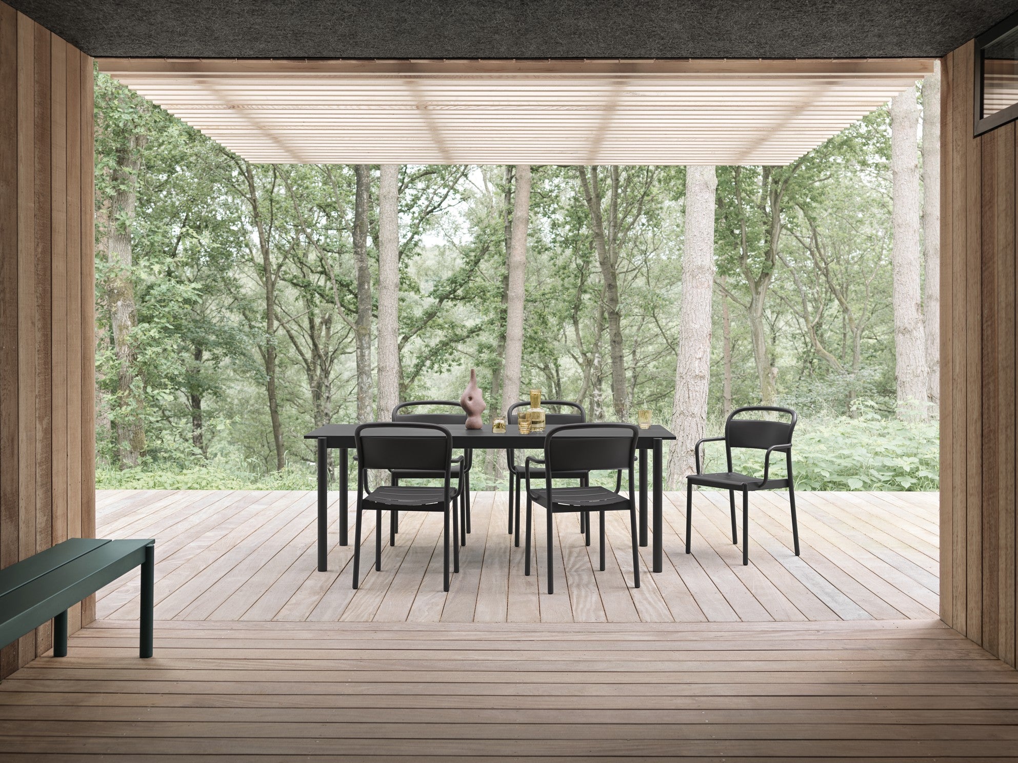 LINEAR Outdoor Table Black Steel