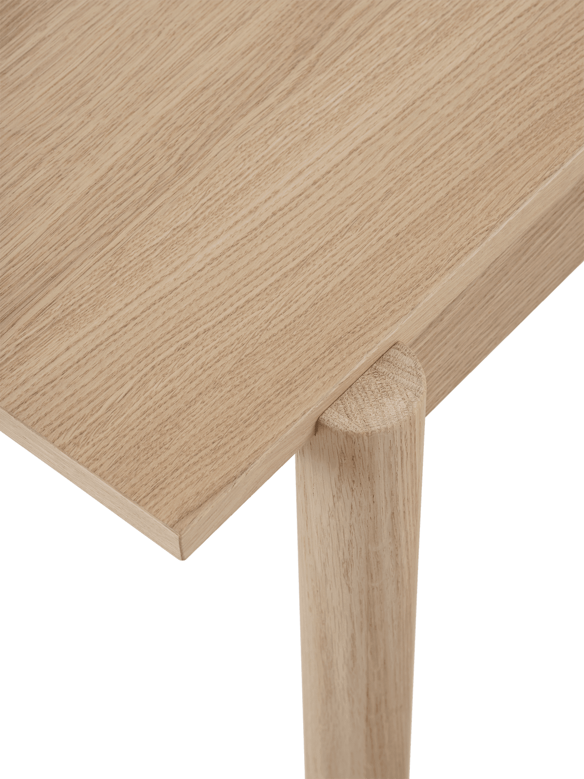 LINEAR Oak Wood Table
