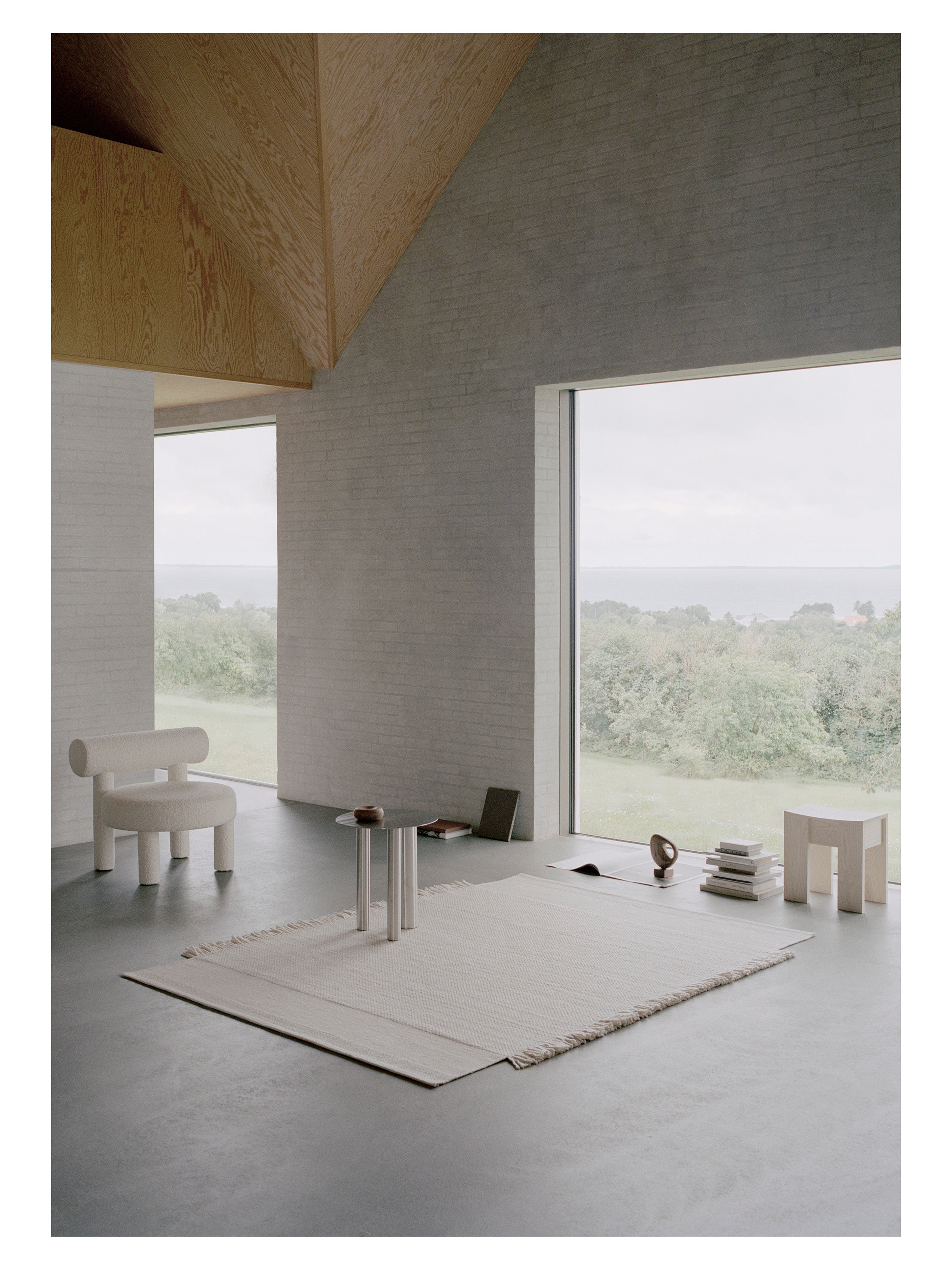 SILENT PATH beige rug