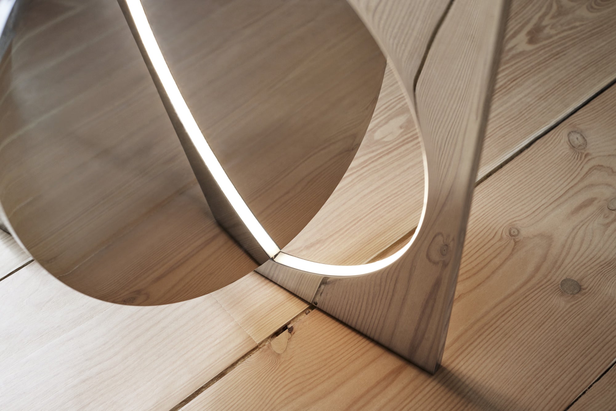 MOONSETTER chrome floor lamp