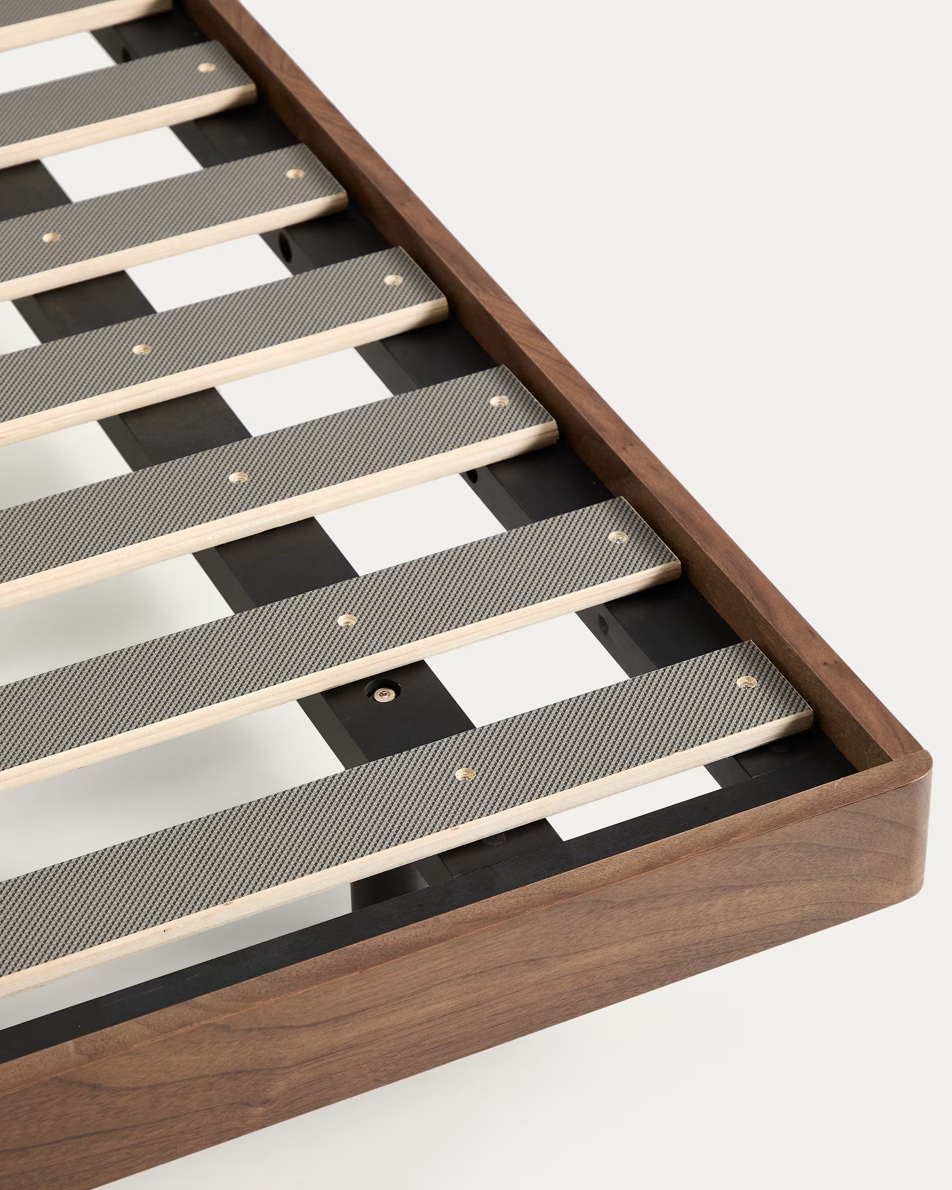 Bett NORLEN dunkelbraun Nussfurnier