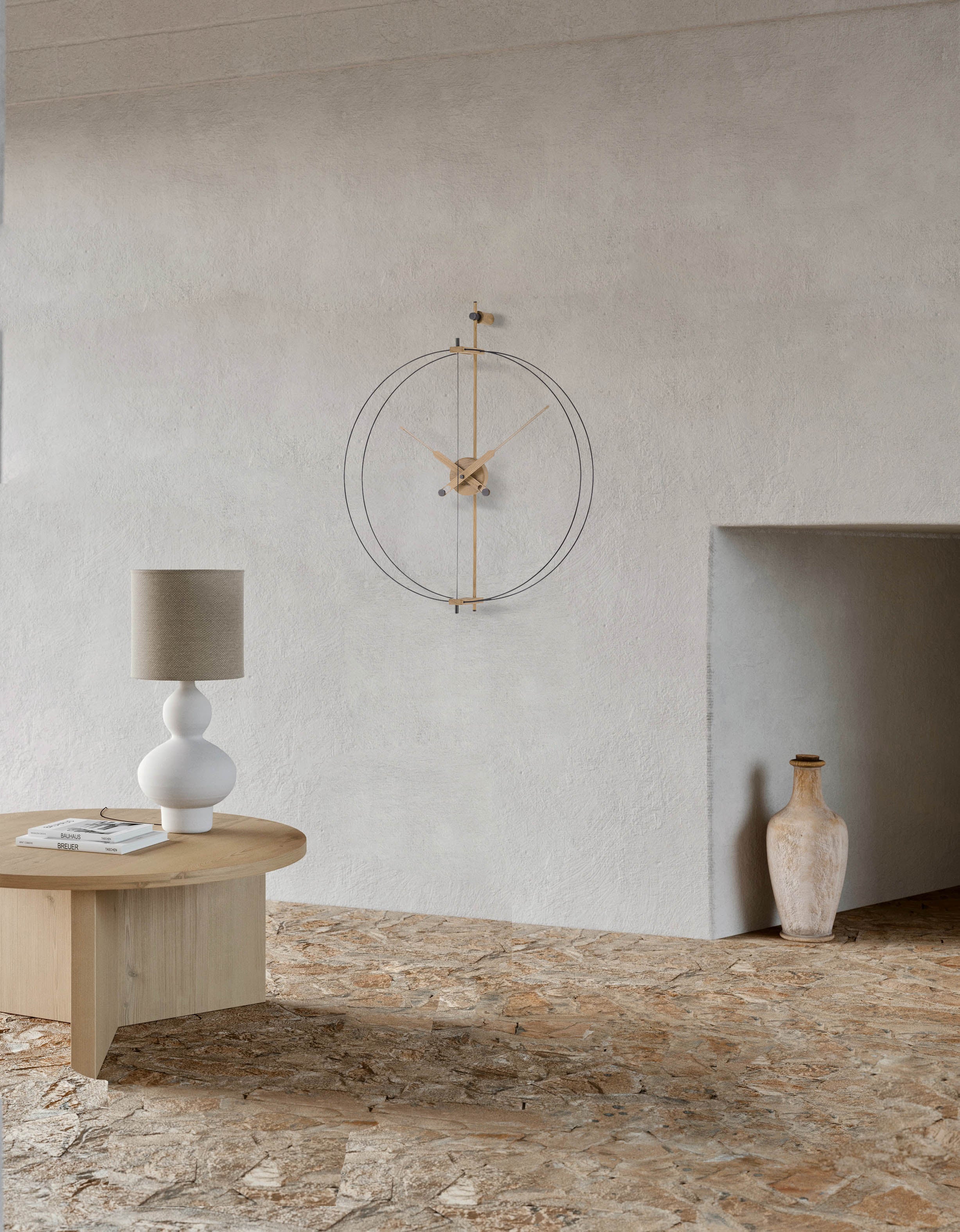 Muurklok MINI BARCELONA PREMIUM eikenhout met zwarte afwerking