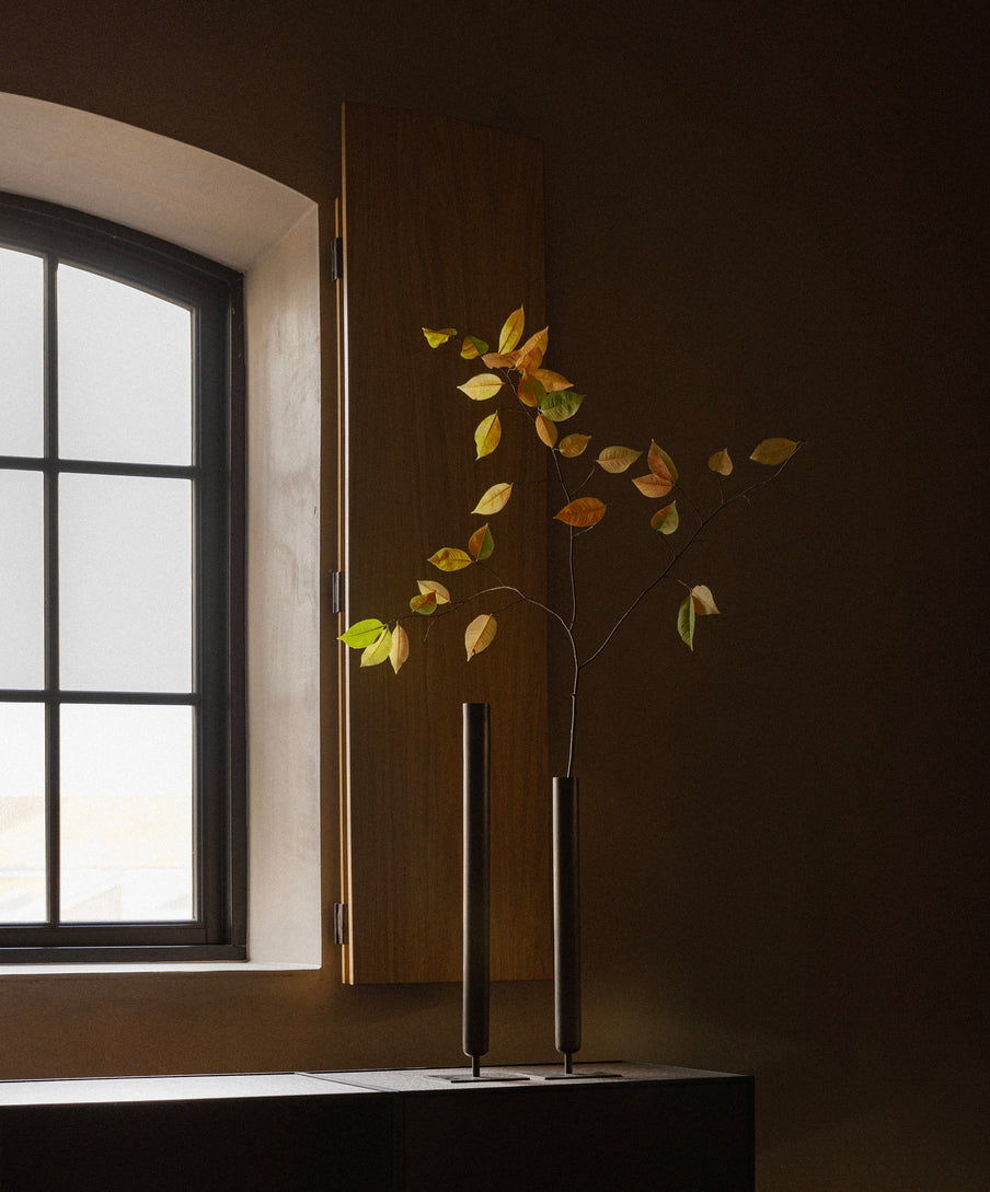 Vase STANCE brüniertes Messing