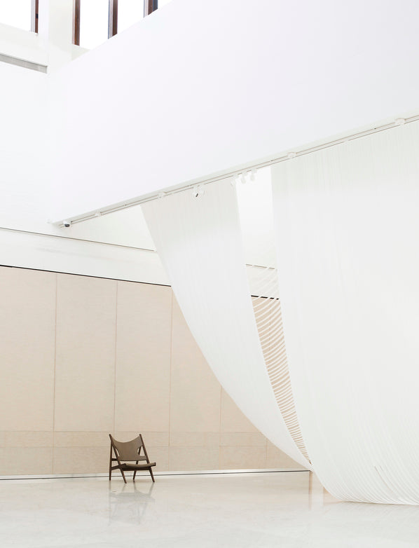 Sessel KNITTING cremefarben mit Eichenbasis