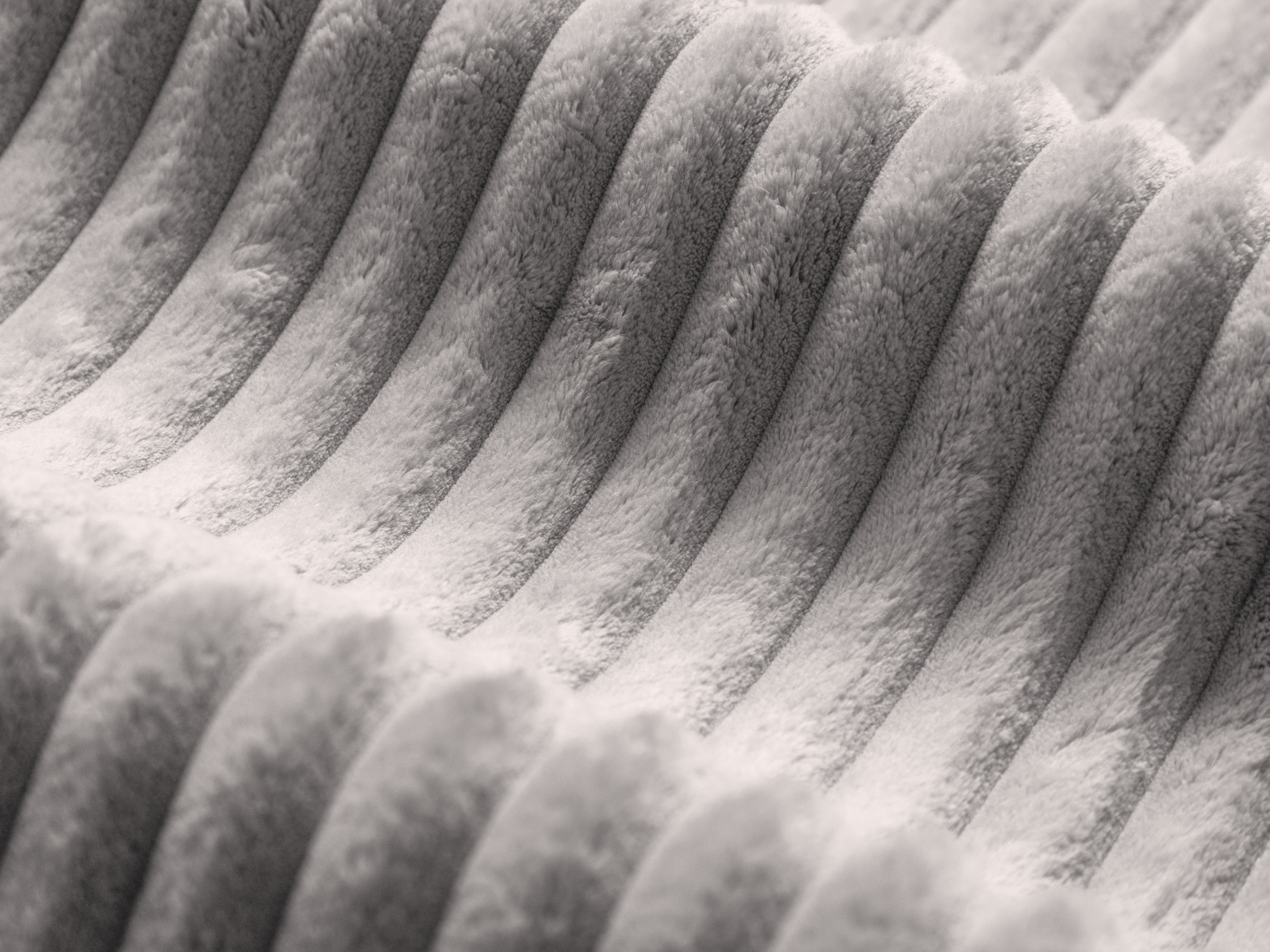 Puf MARTINA lichtgrijs corduroy