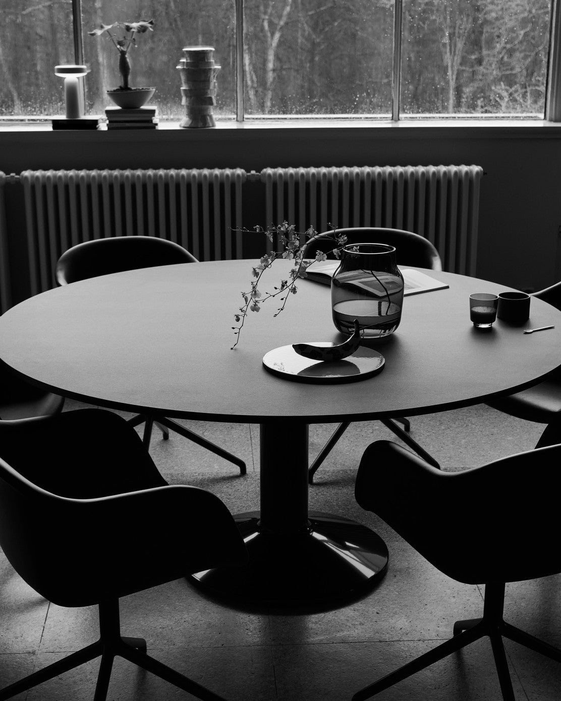 Ronde tafel MIDST bordeaux